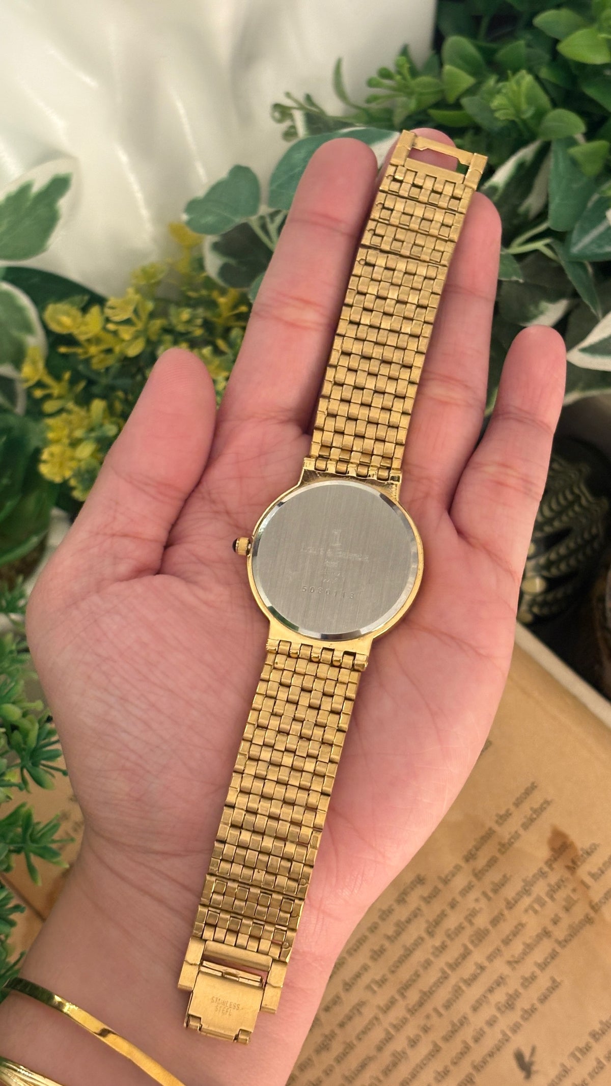 Rare Vintage Louis and Balencia Rhinestone Accent Date Window Mens Watch in Gold Tone Quartz