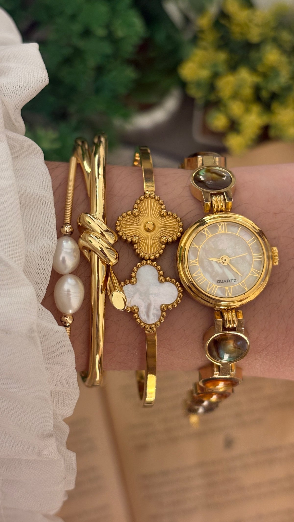 Rare Vintage Roman Dial Mother of Pearl Abalone Bracelet Watch in Gold Tone Quartz