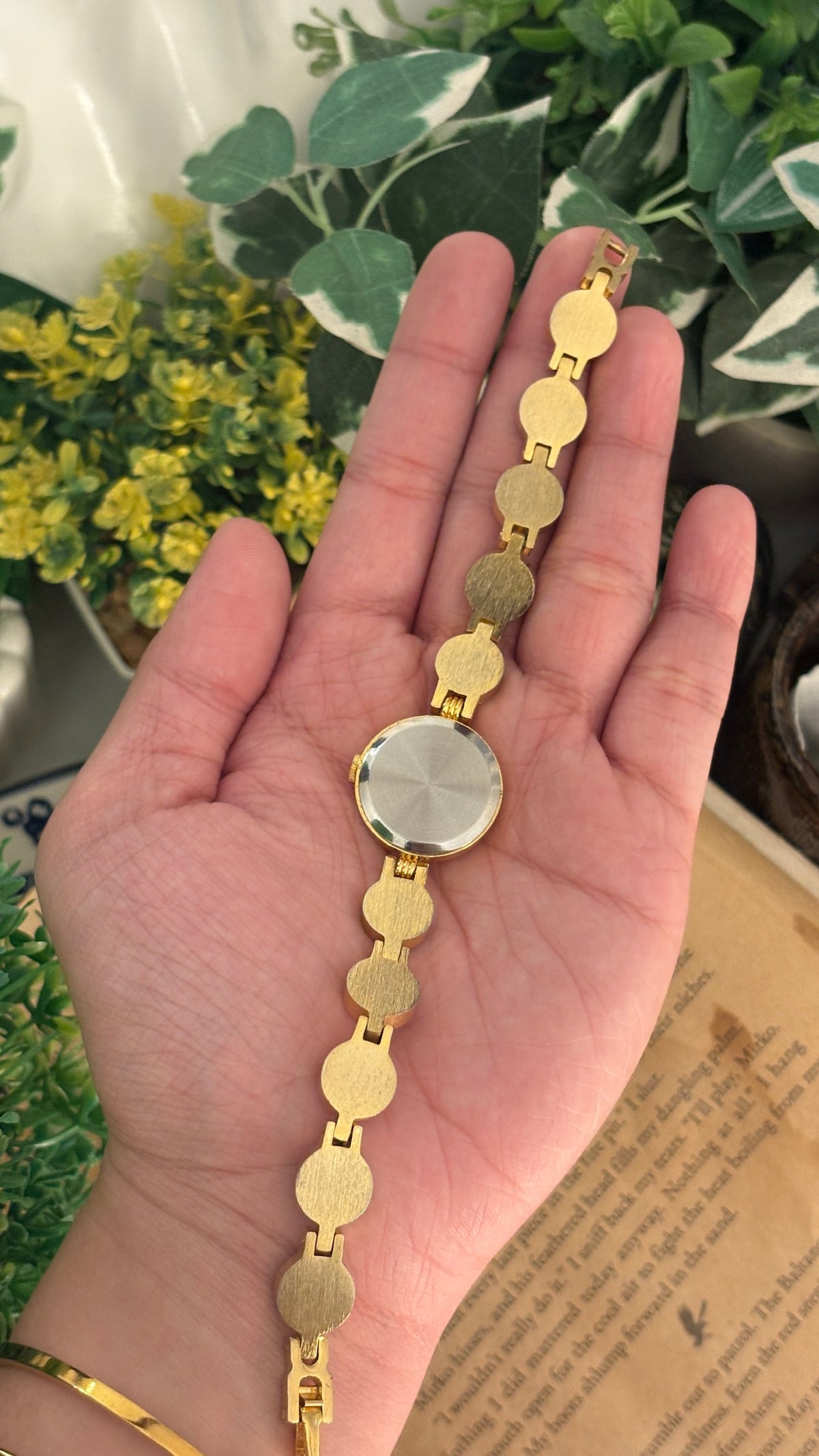 Rare Vintage Roman Dial Mother of Pearl Abalone Bracelet Watch in Gold Tone Quartz
