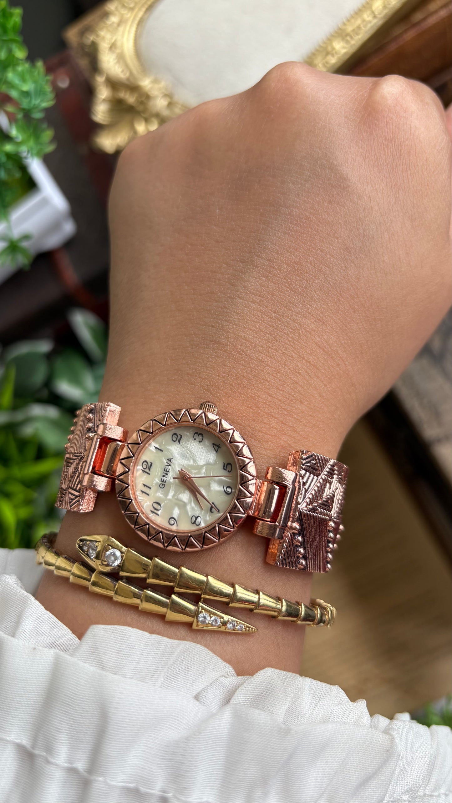 Vintage Geneva Watch in Rose Gold Tone Pearl Dial