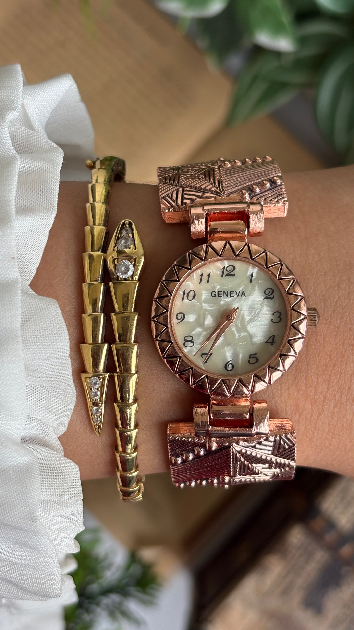 Vintage Geneva Watch in Rose Gold Tone Pearl Dial