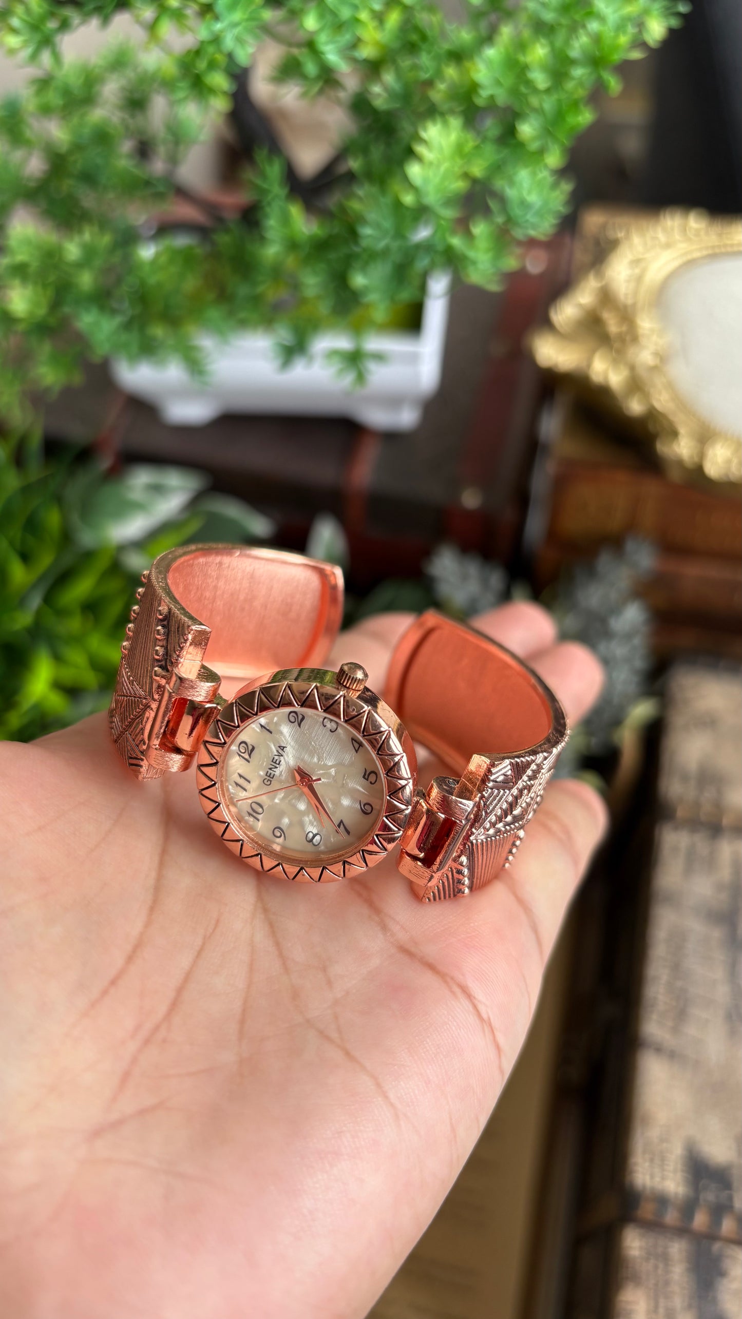 Vintage Geneva Watch in Rose Gold Tone Pearl Dial