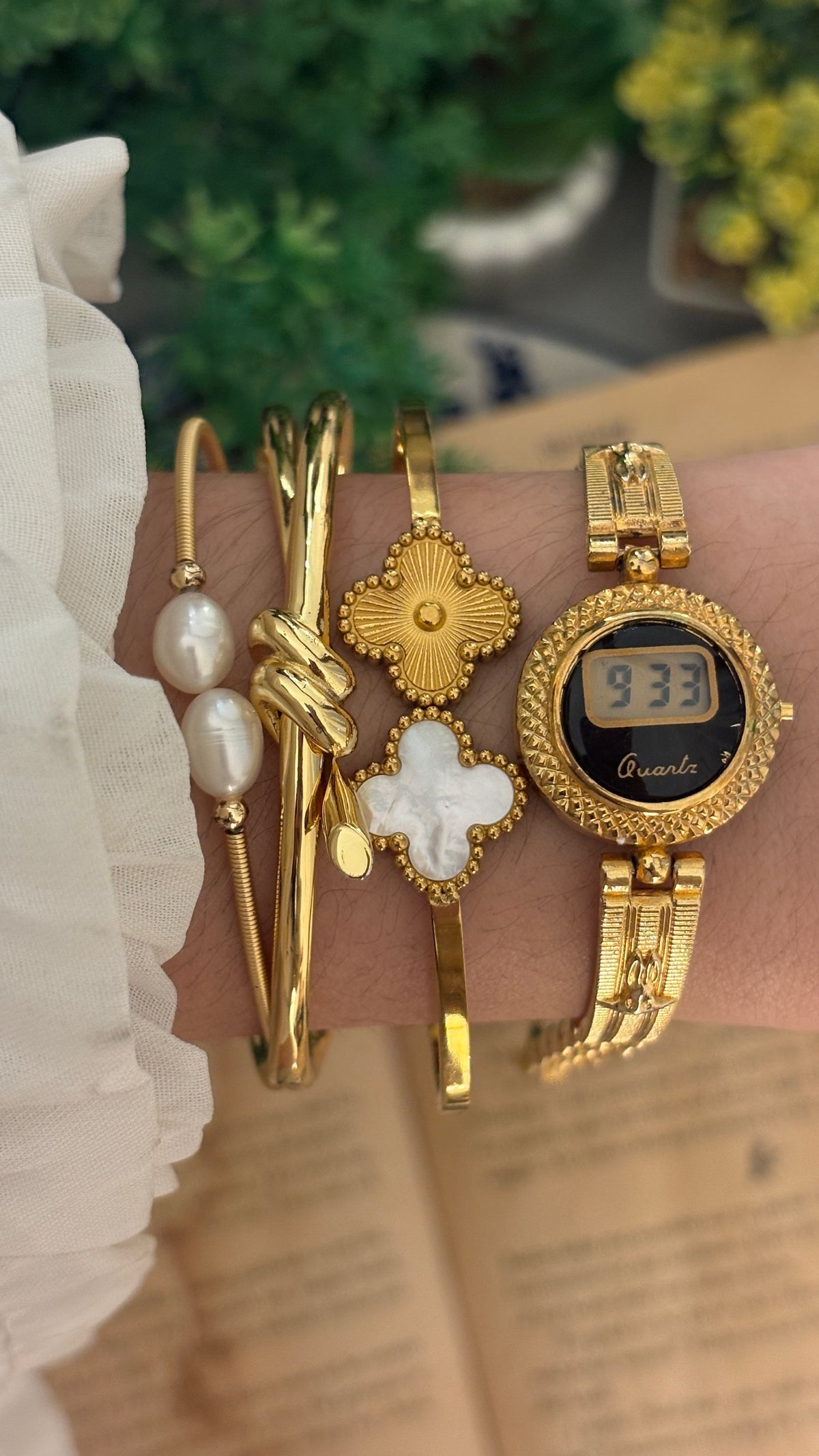 Rare Dainty Vintage Japan Quartz Digital Watch in Gold Tone Quartz