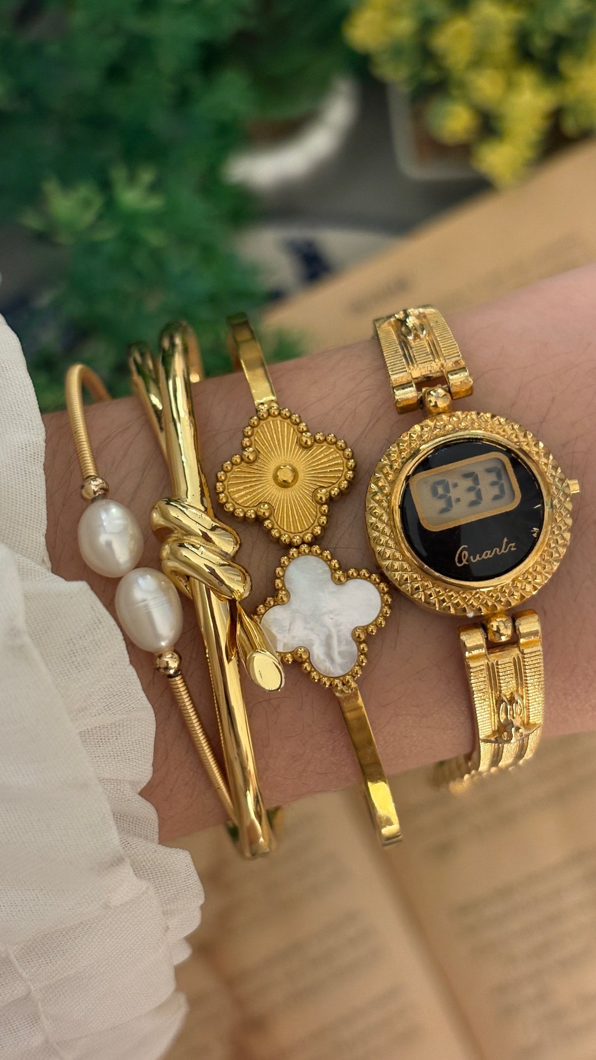 Rare Dainty Vintage Japan Quartz Digital Watch in Gold Tone Quartz