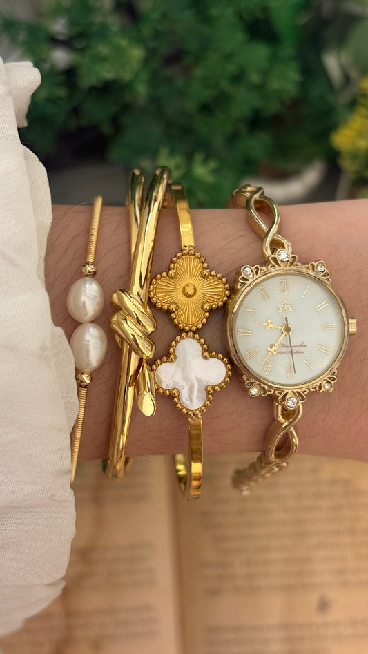 Rare Vintage Ara Coquette Motif Watch in Gold Tone Quartz