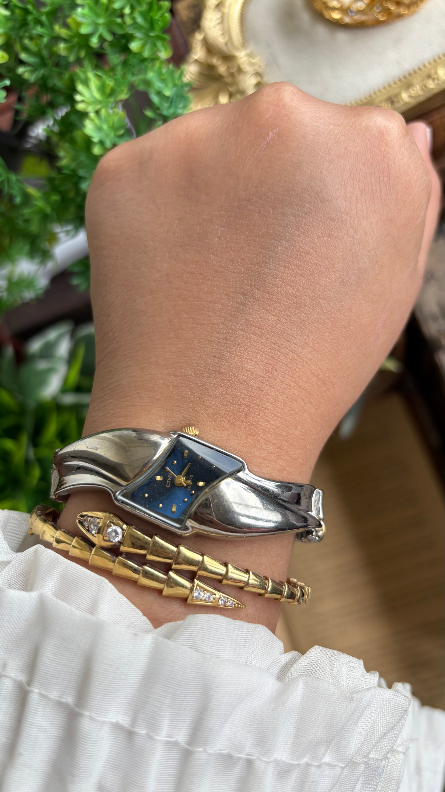 Vintage CTNY Melted Watch in Silver Tone Blue Dial