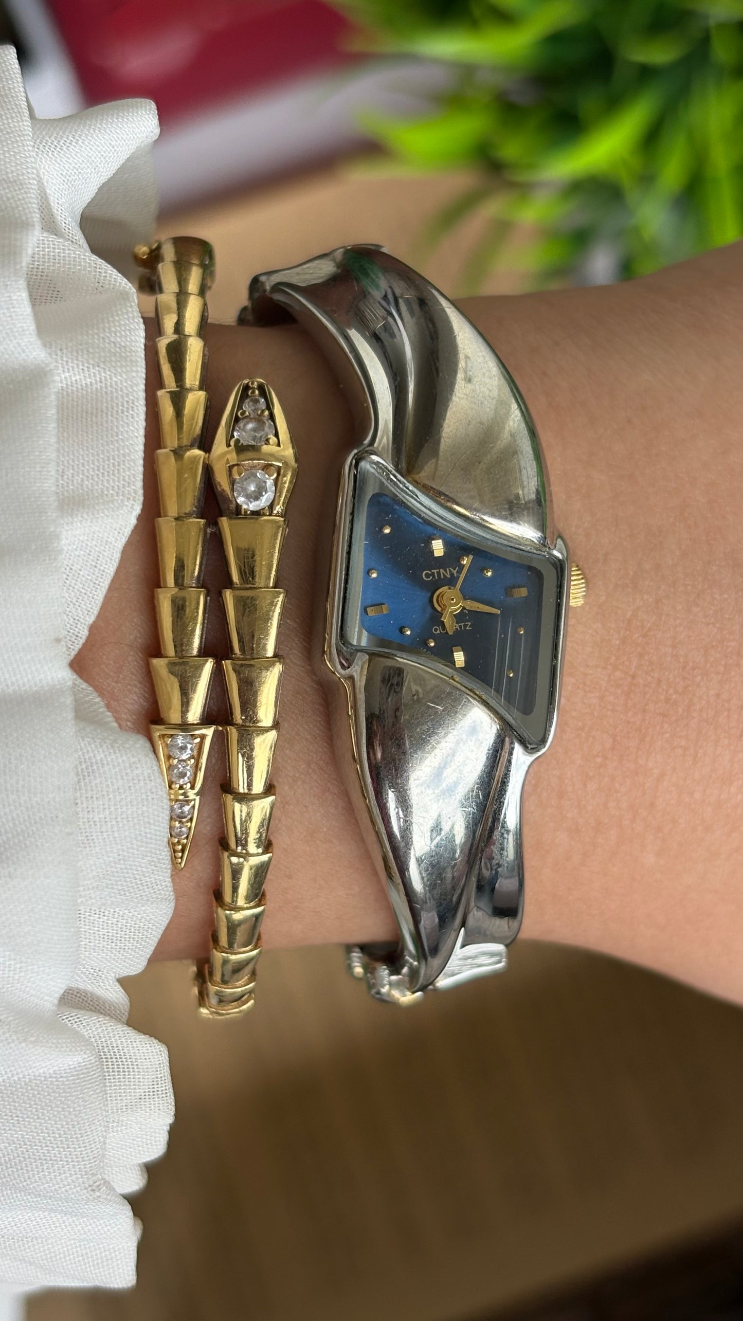 Vintage CTNY Melted Watch in Silver Tone Blue Dial