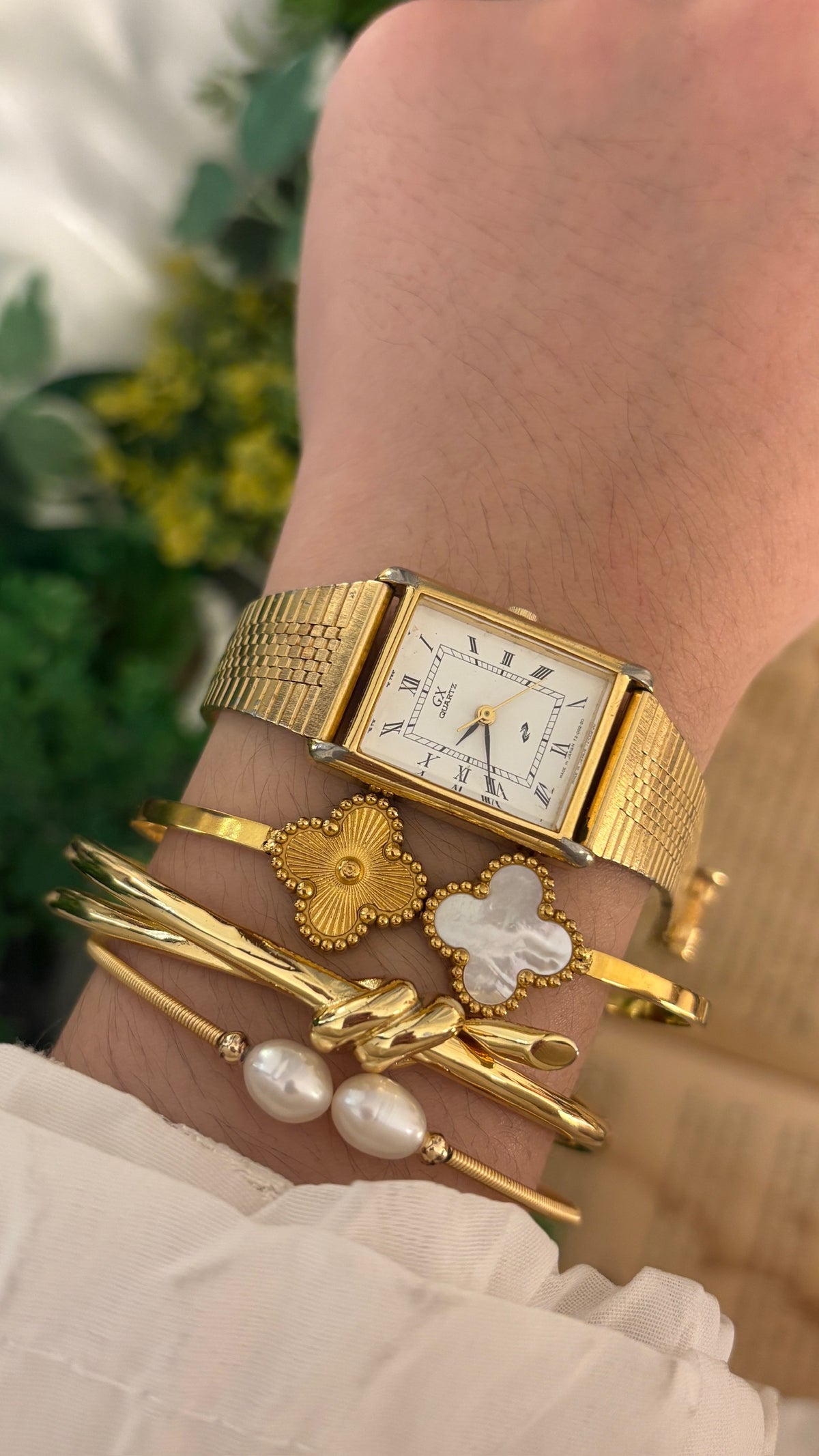 Rare Vintage GX Roman Dial Tank Watch in Gold Tone Quartz