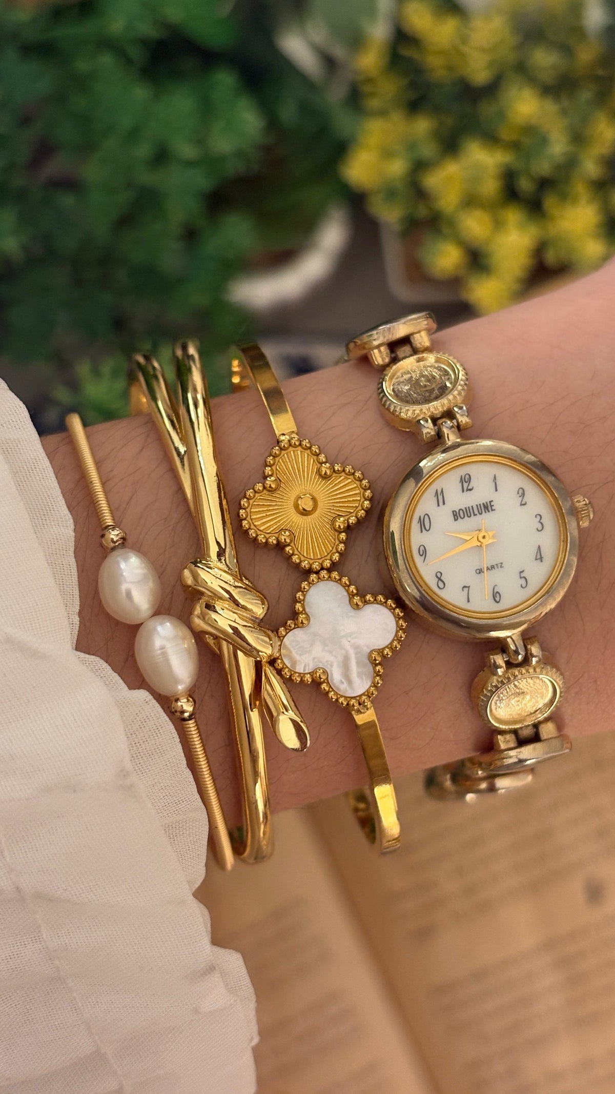 Vintage Boulune Bracelet Watch in Gold Tone Quartz