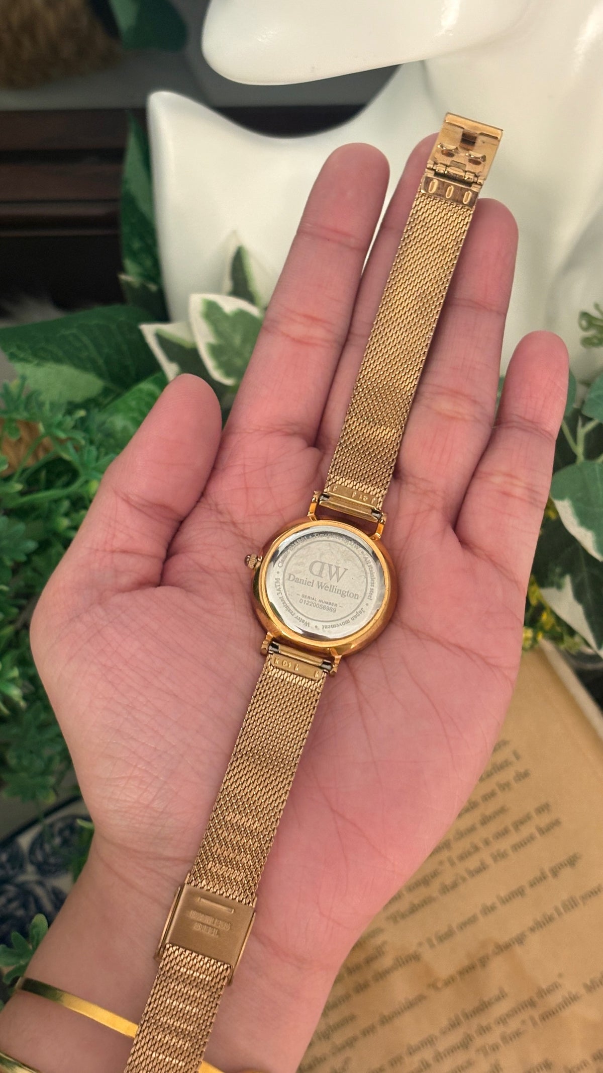 Rare Vintage Daniel Wellington Minimalist Watch in Rose Gold Tone Quartz