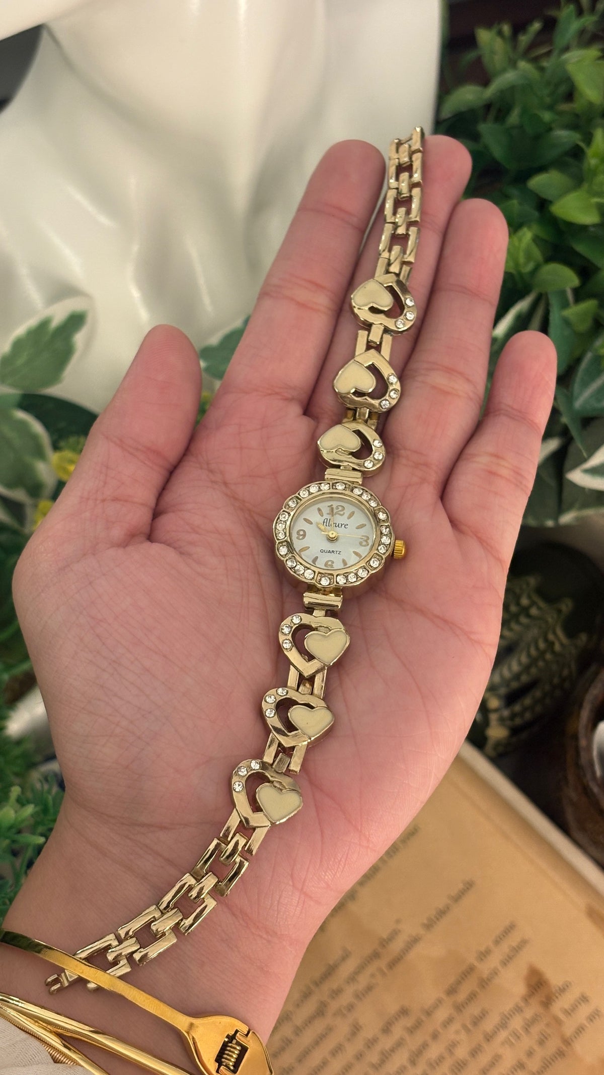 Vintage Flleure Rhinestone Heart Link Watch in Gold Tone Quartz