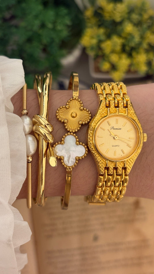Vintage Premier Classic Watch in Gold Tone Quartz