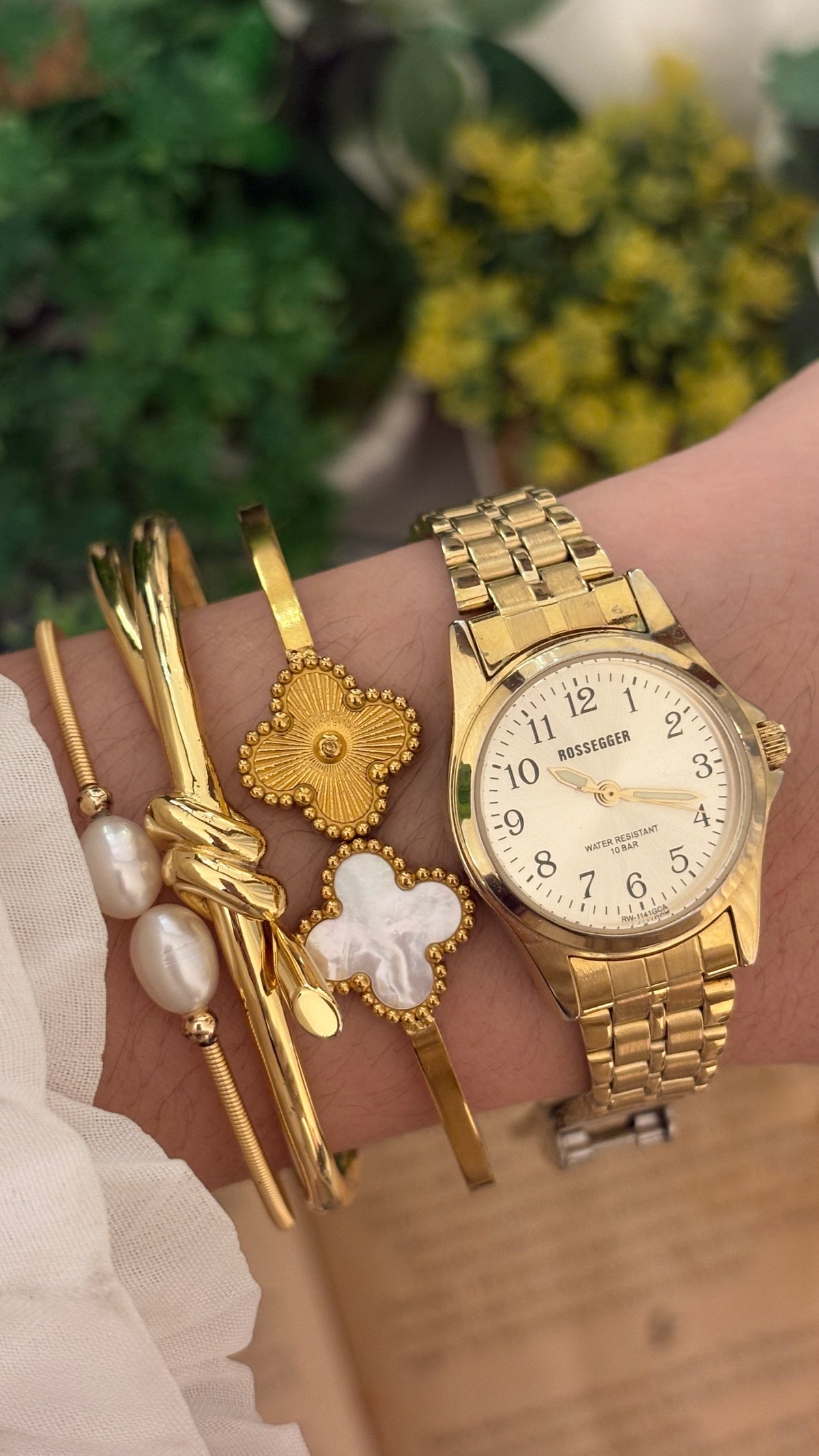 Vintage Rossegger Classic Watch in Gold Tone Quartz