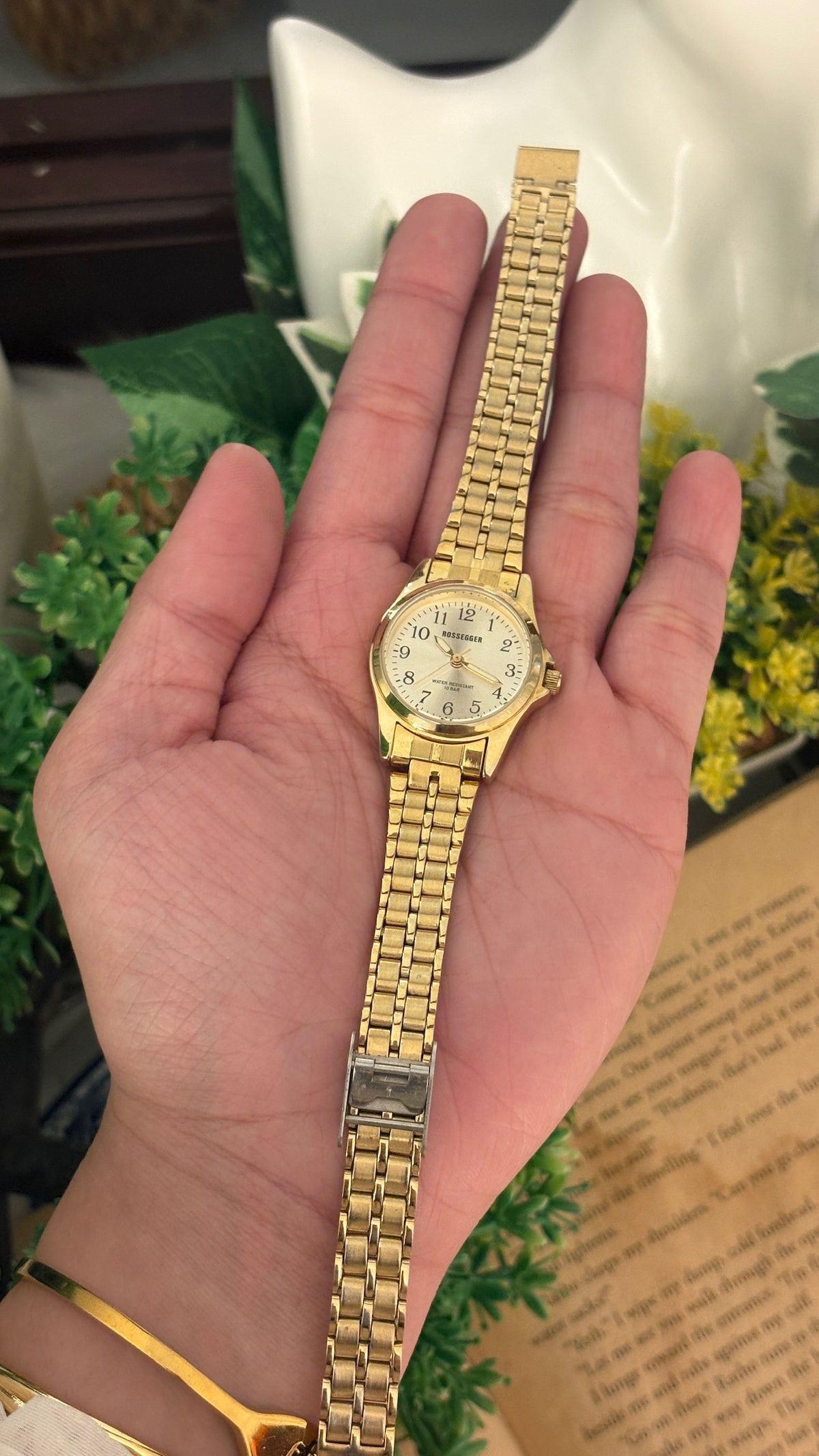 Vintage Rossegger Classic Watch in Gold Tone Quartz