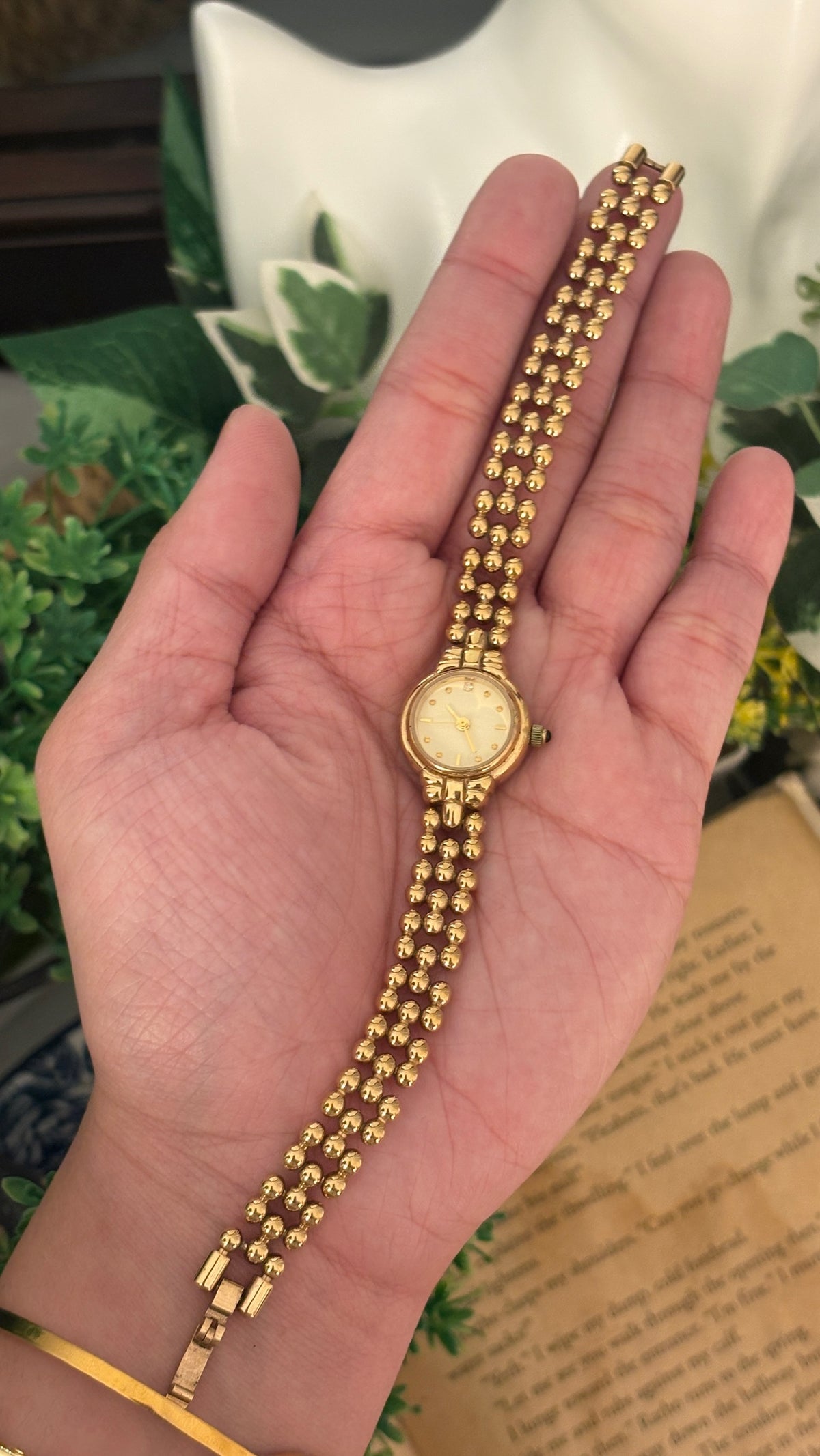 Rare Vintage Pola Coquette Bead Bracelet Watch in Gold Tone Quartz