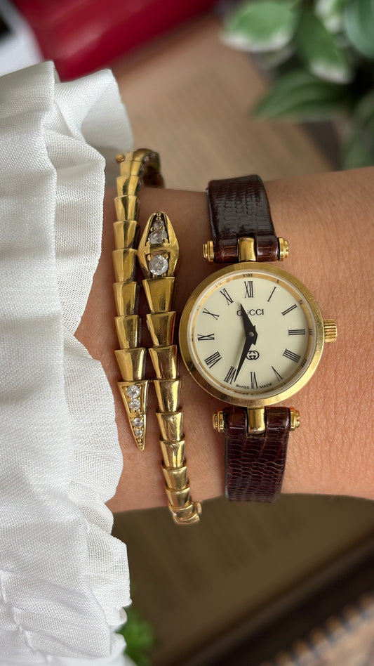 Vintage Gucci Women’s Dress Watch in Brown Leather Strap Rare Cherryline Bezel Accent in Roman Dial with Gucci Box