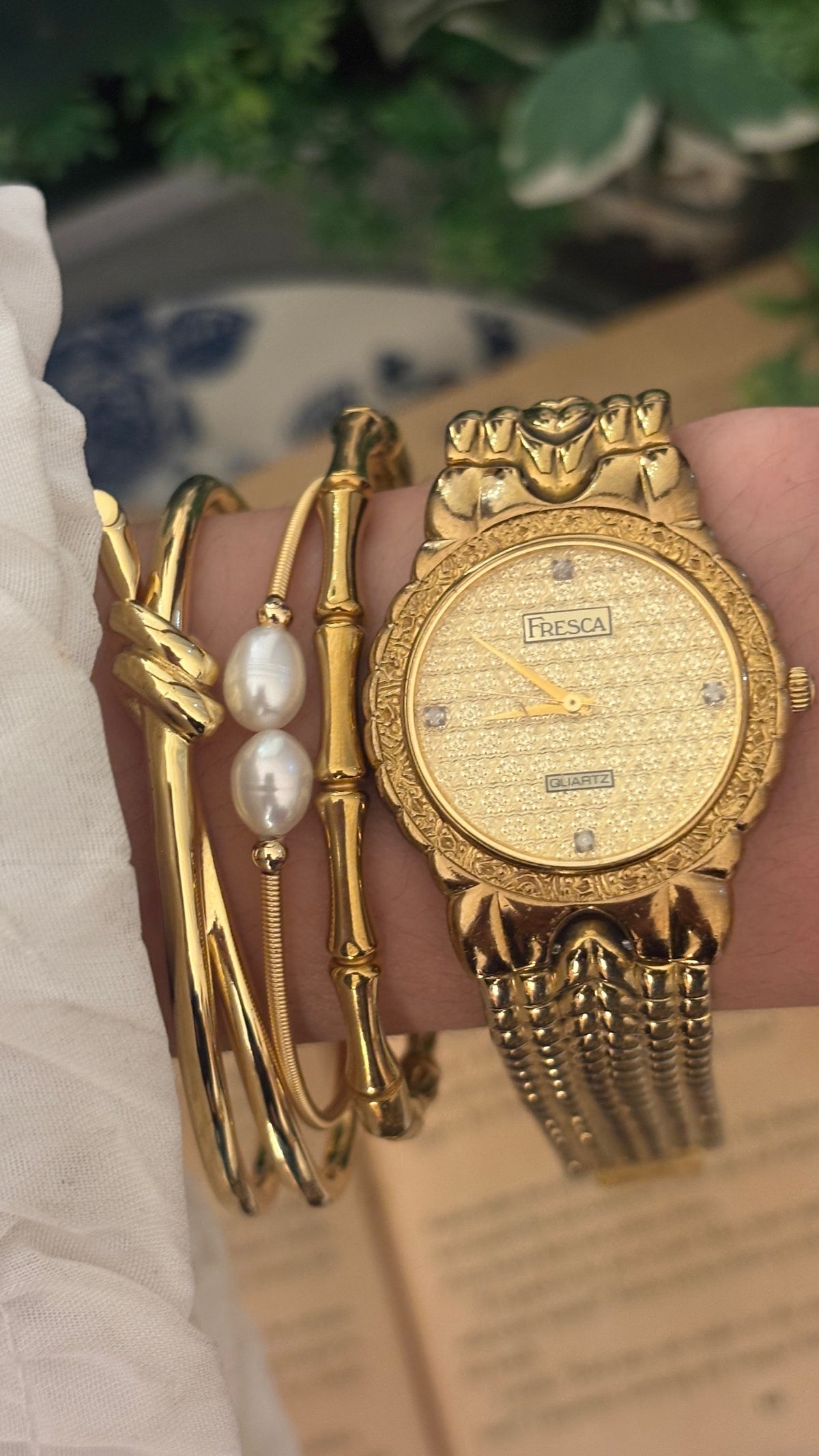 Rare Vintage Fresca Classic Watch in Gold Tone Quartz