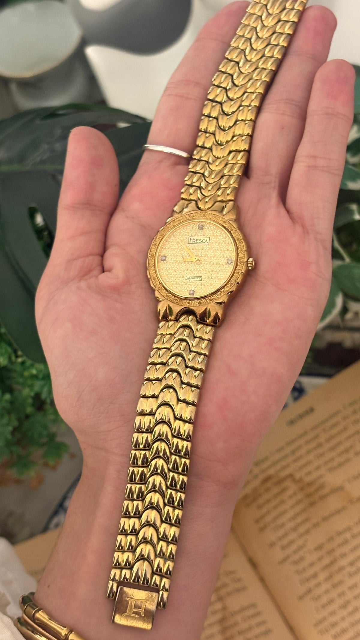 Rare Vintage Fresca Classic Watch in Gold Tone Quartz