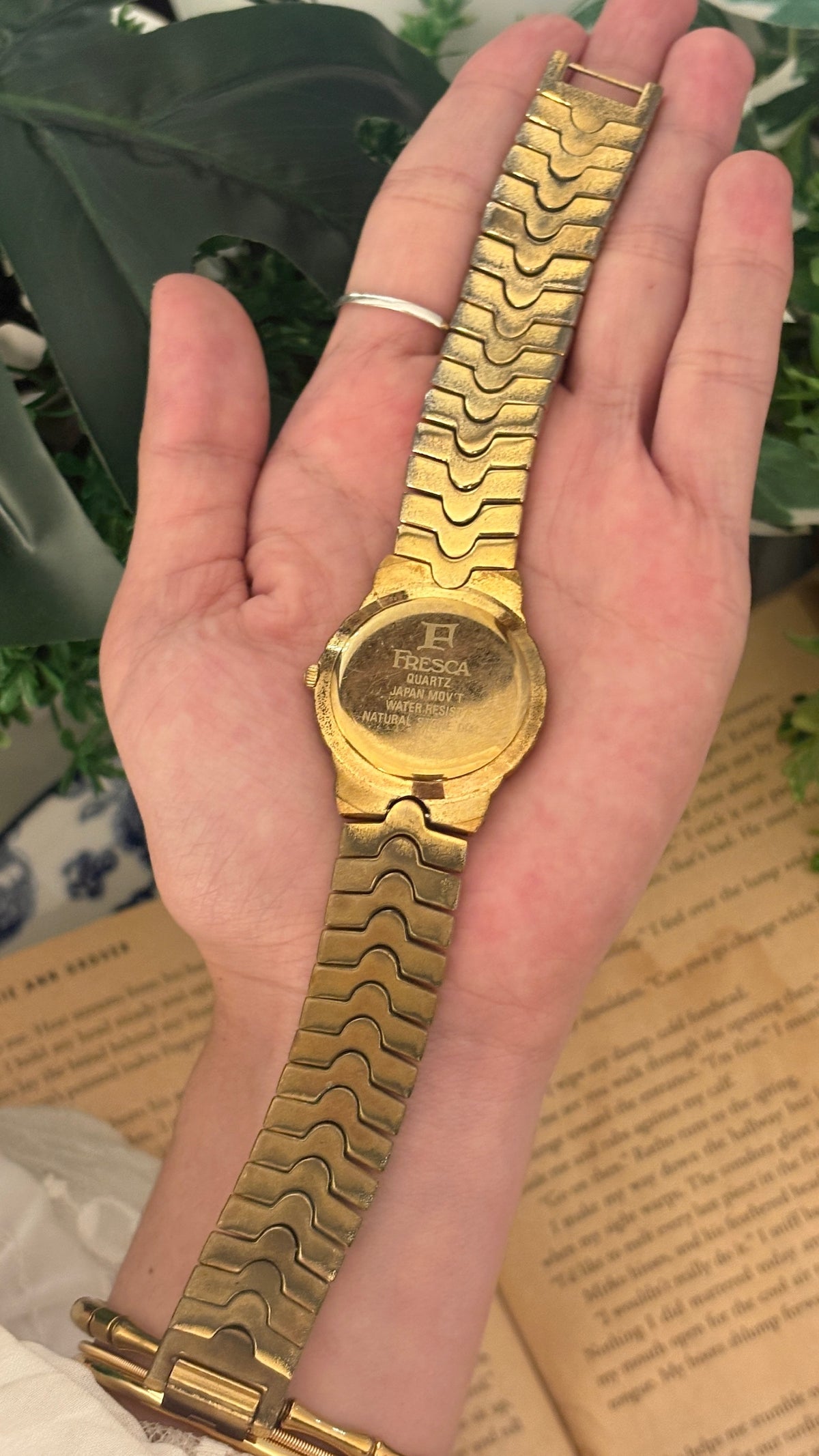 Rare Vintage Fresca Classic Watch in Gold Tone Quartz