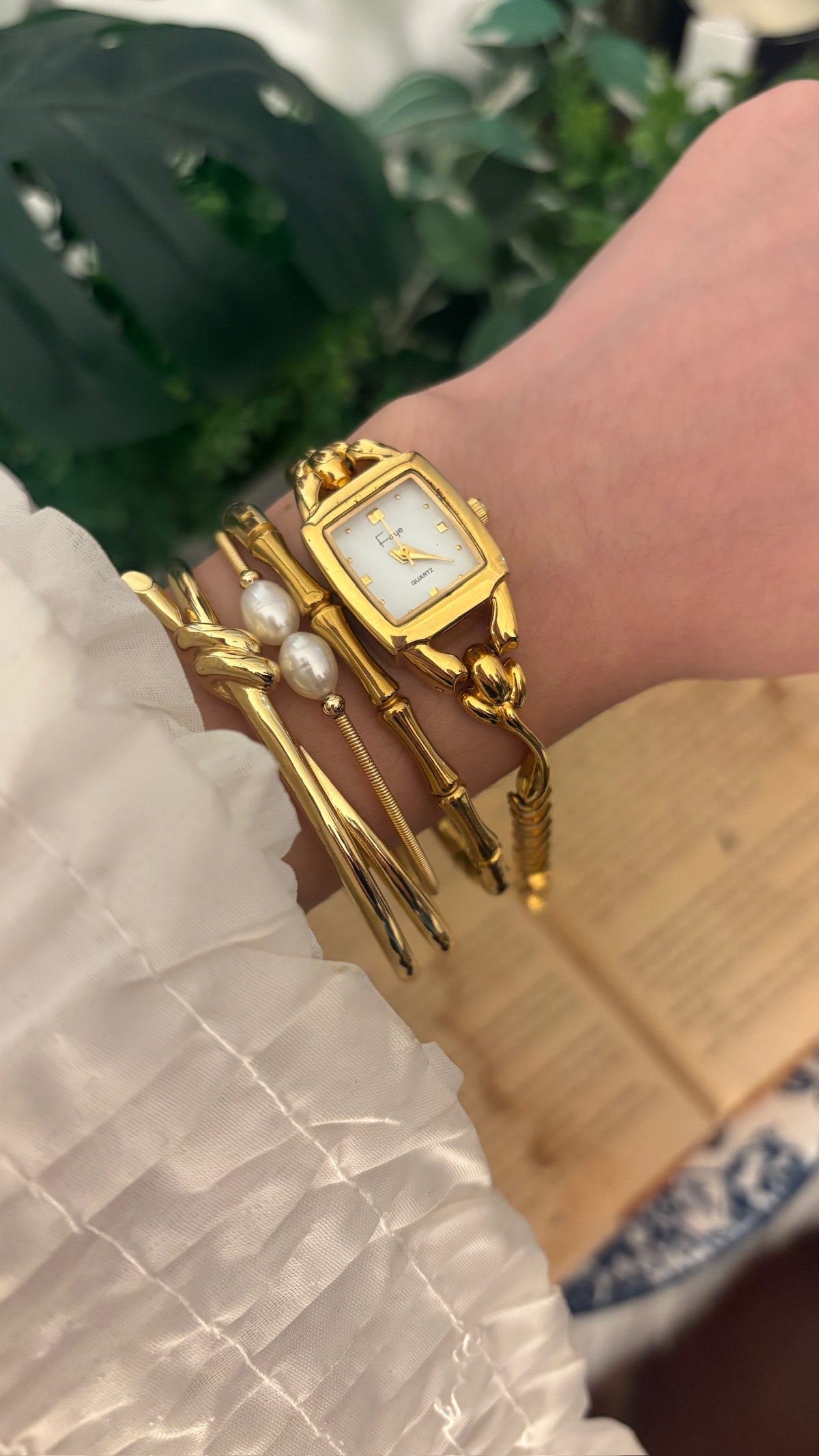 Rare Vintage Faye Flower Motif Semi Bangle Watch in Gold Tone Quartz