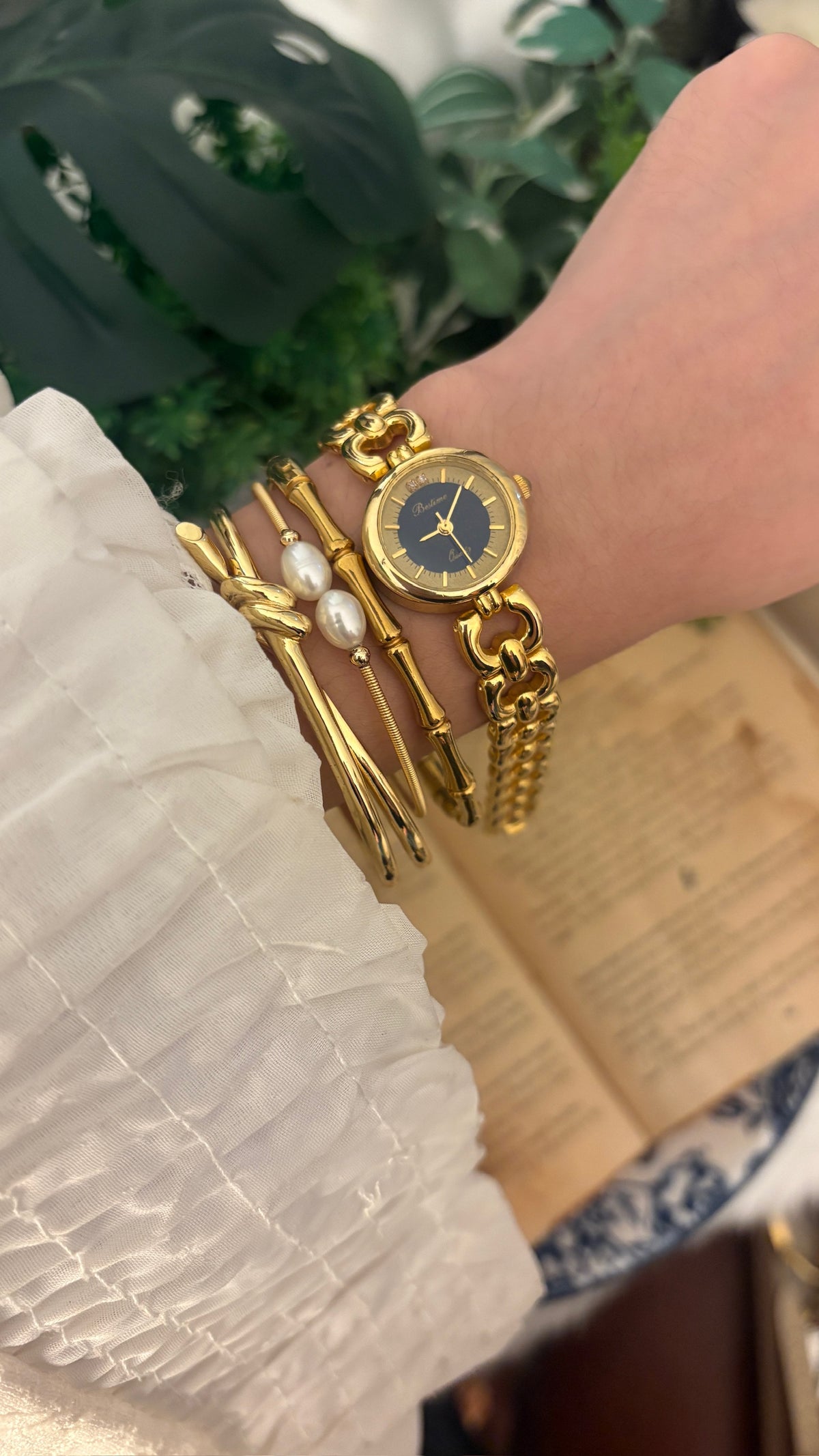 Rare Vintage Bestime Black Accent Dial Round Square Link Bracelet Watch in Gold Tone Quartz