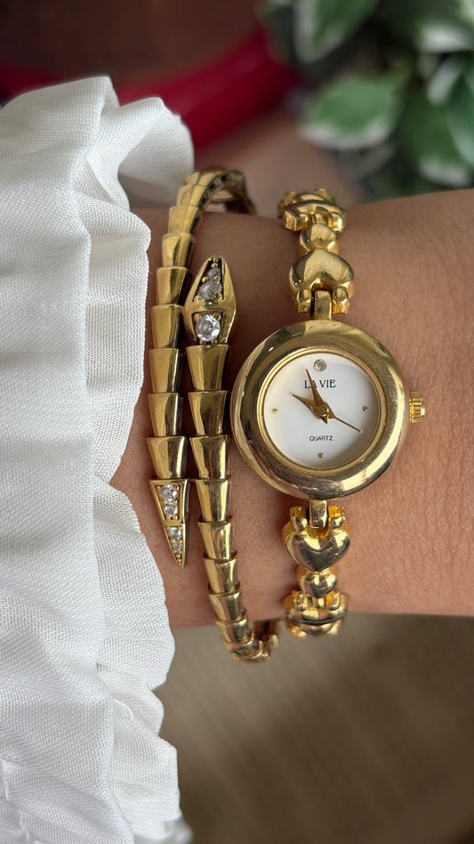 Vintage La Vie in Beautiful Heart Chain Bracelet Watch in Gold Tone