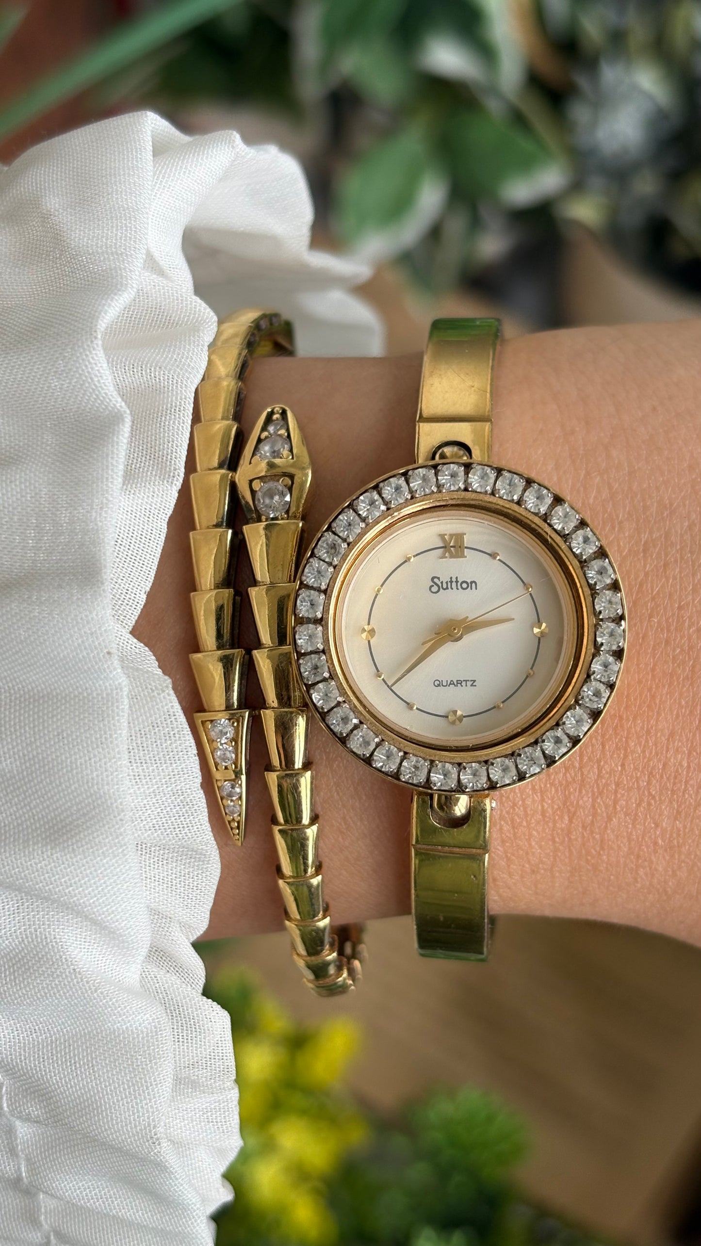 Vintage Sutton Interchangeable Bezel Set Watch in Gold Tone