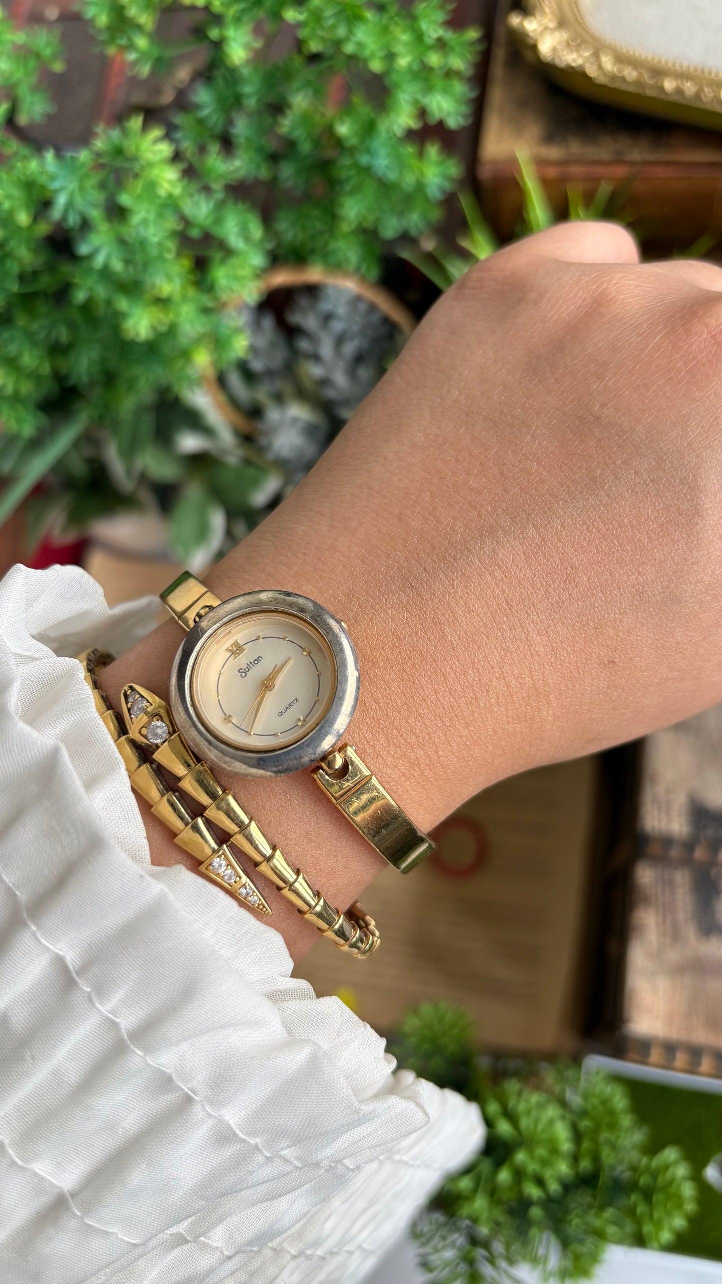 Vintage Sutton Interchangeable Bezel Set Watch in Gold Tone