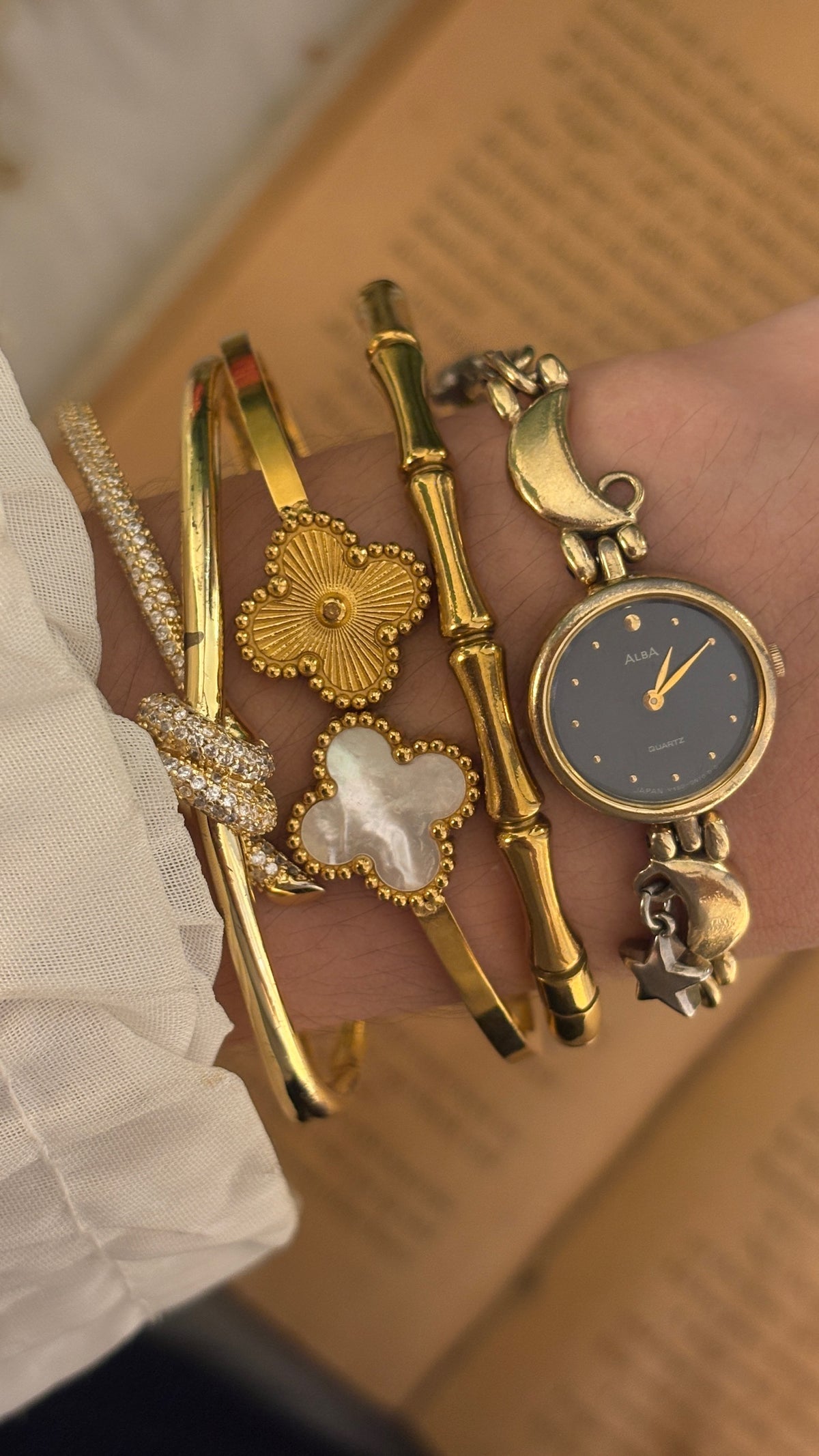 Rare Vintage Alba Seiko Moon and Stars Charm Bracelet Watch in Gold Tone Quartz