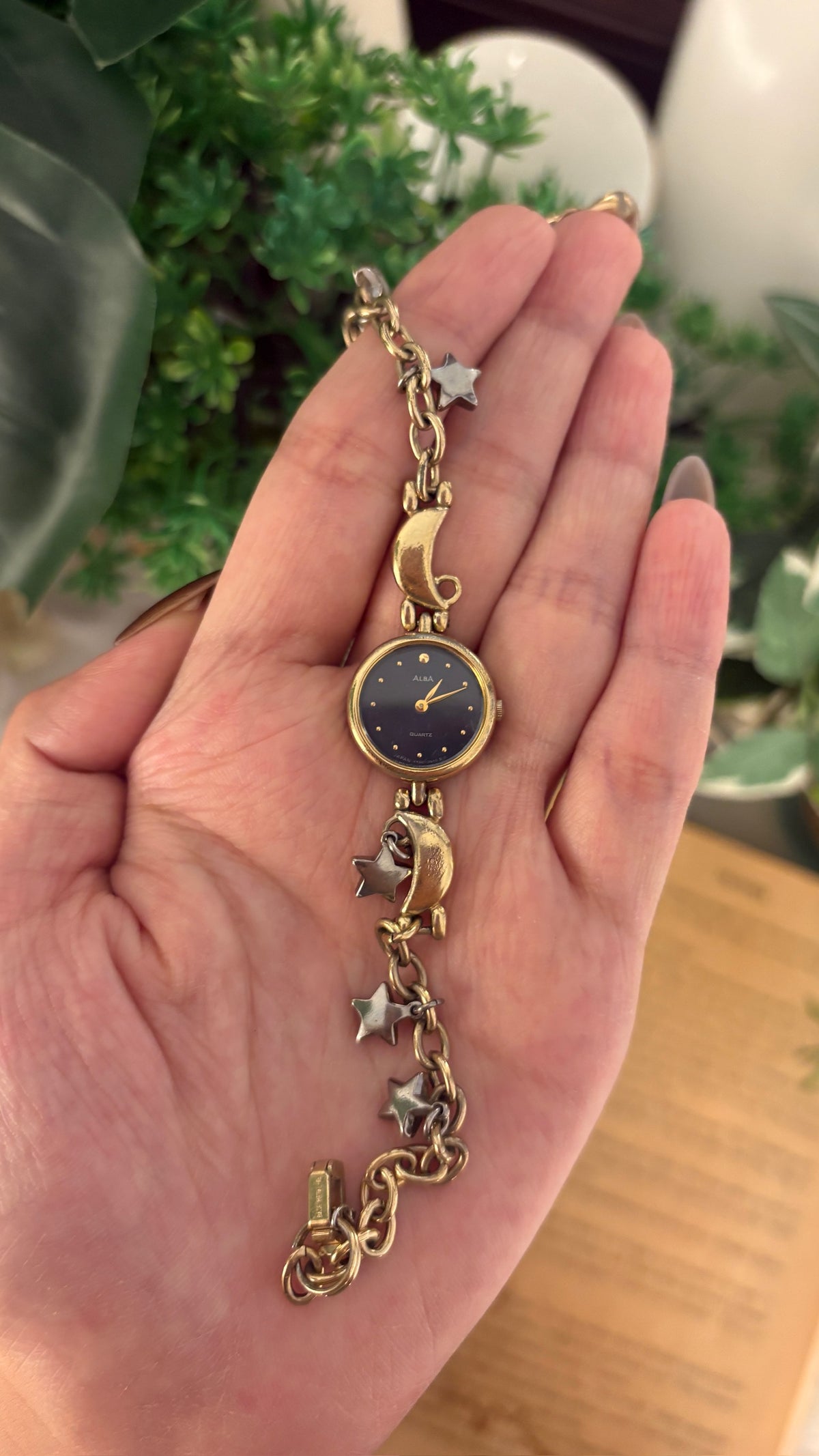 Rare Vintage Alba Seiko Moon and Stars Charm Bracelet Watch in Gold Tone Quartz