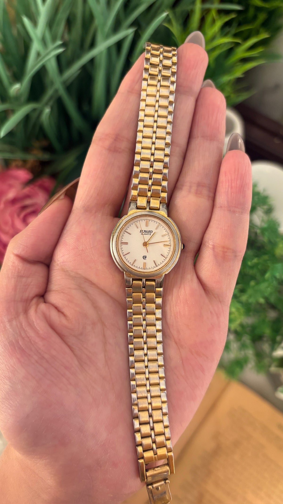 Vintage Elnard Classic Watch in Gold Tone Quartz
