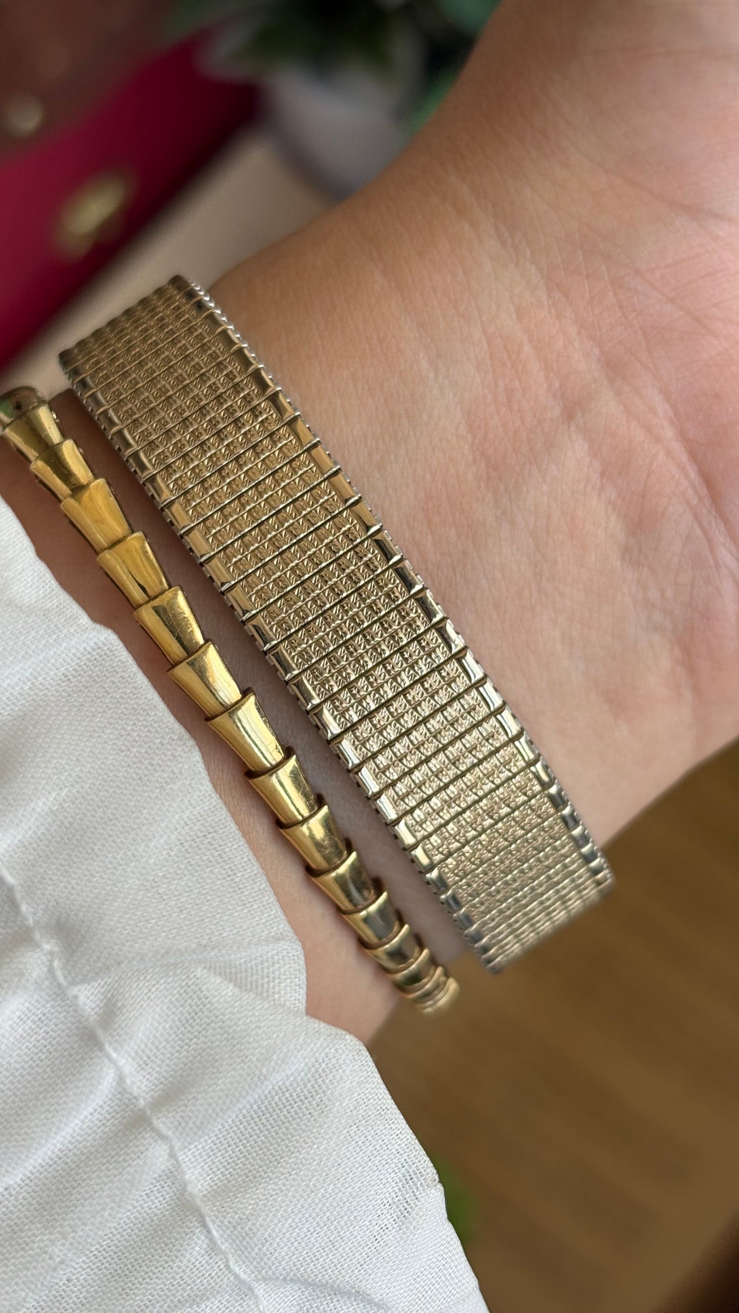 Vintage Citizen Watch in Gold Tone Stretch Strap