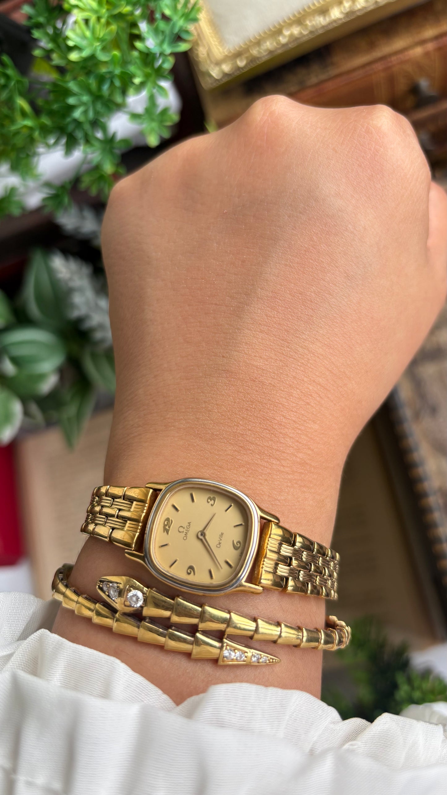 Vintage Omega De Ville Women’s Dress Watch in Gold Tone with Omega Box