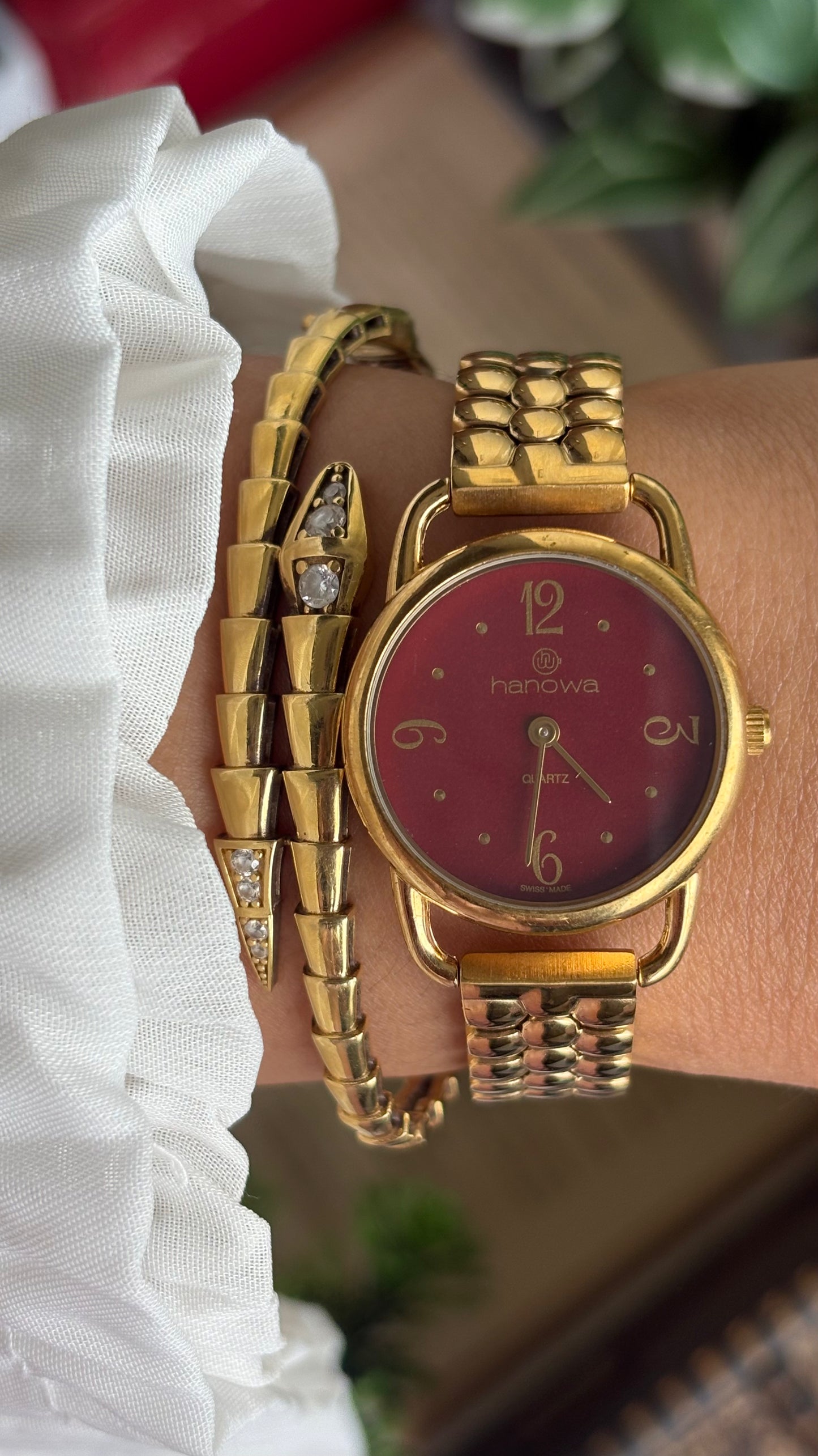 Vintage Hanowa Swiss BurgundyDial Watch in Gold Tone