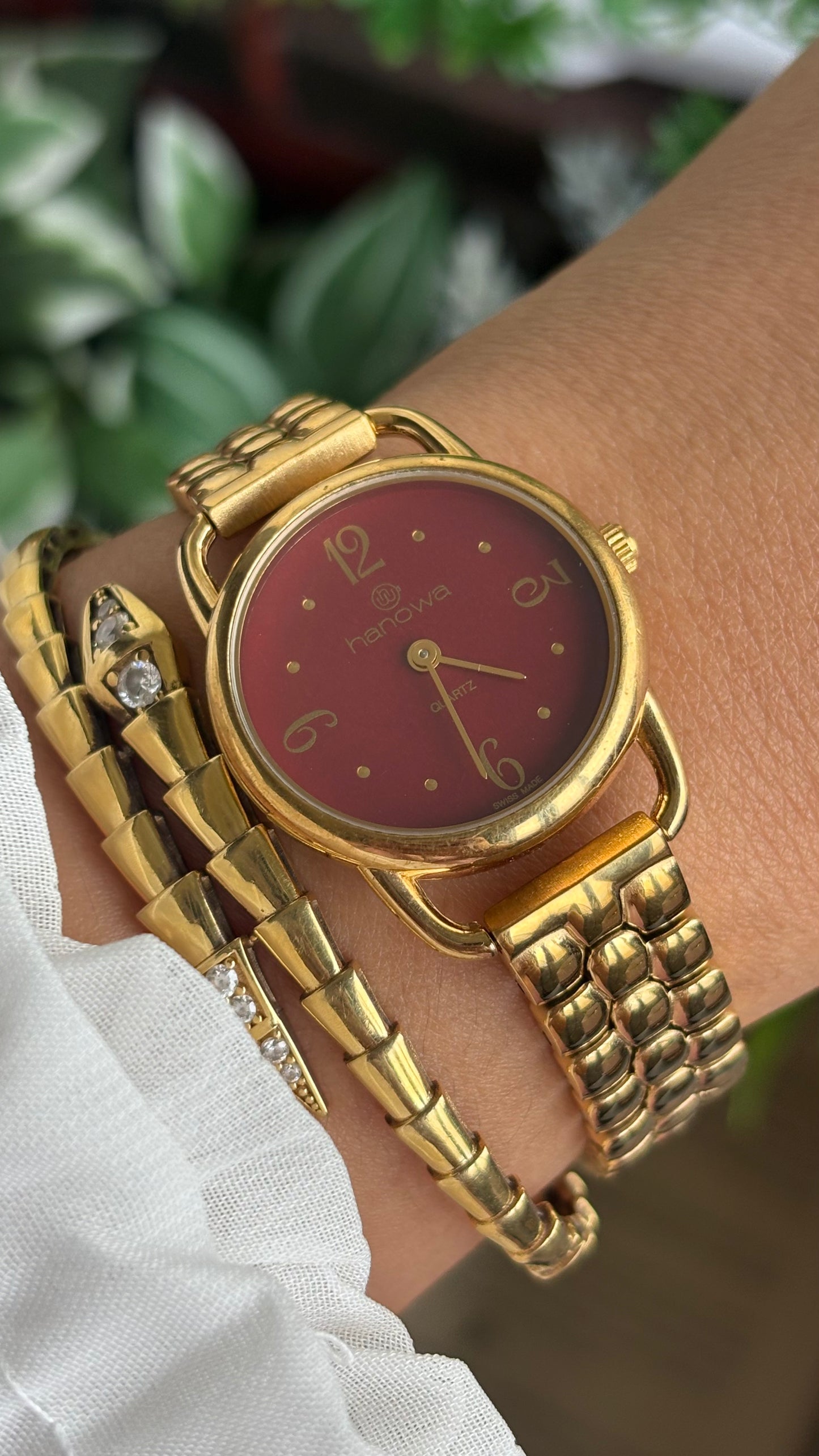Vintage Hanowa Swiss BurgundyDial Watch in Gold Tone