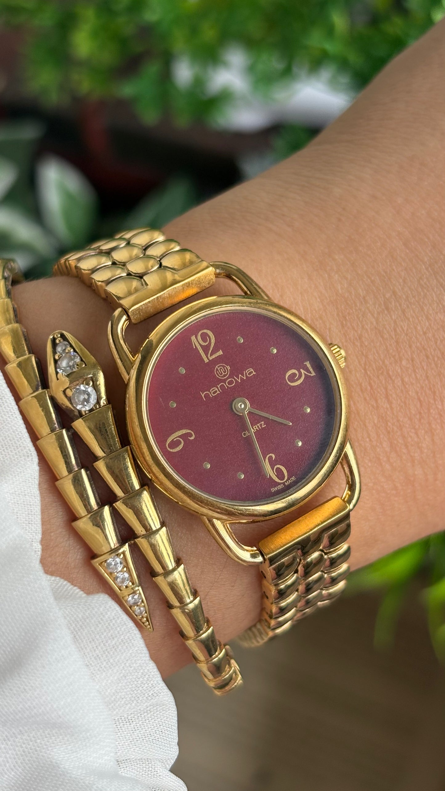 Vintage Hanowa Swiss BurgundyDial Watch in Gold Tone