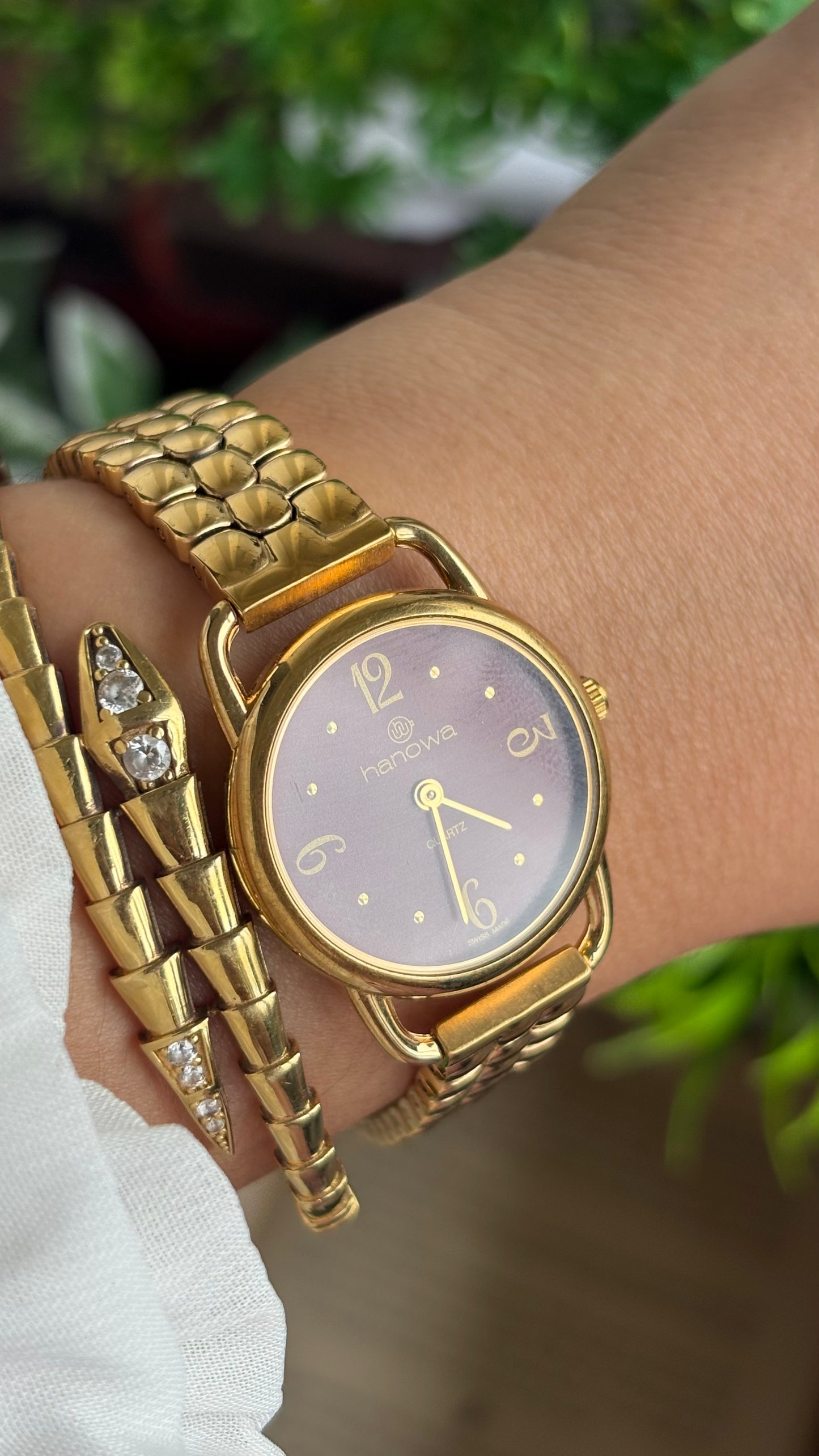 Vintage Hanowa Swiss BurgundyDial Watch in Gold Tone