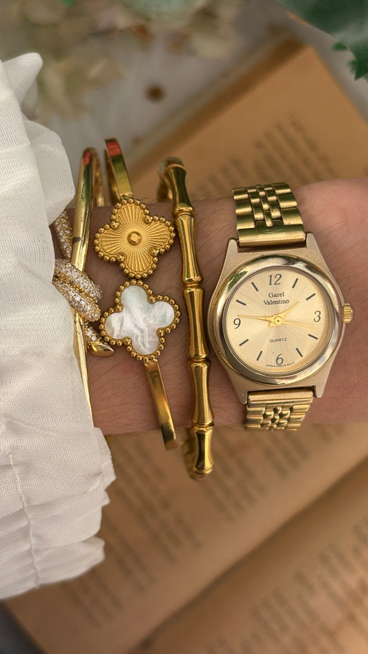Vintage Garel Valentino Classic Watch in Gold Tone Quartz