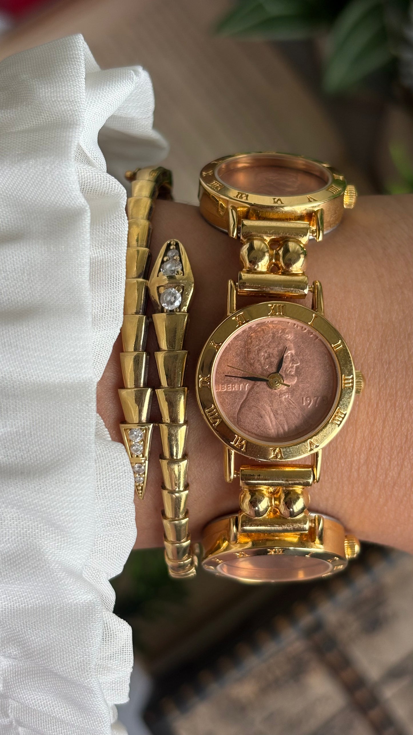 Extremely Rare Vintage Liberty 1978 Watch in Gold Tone Pink Dial