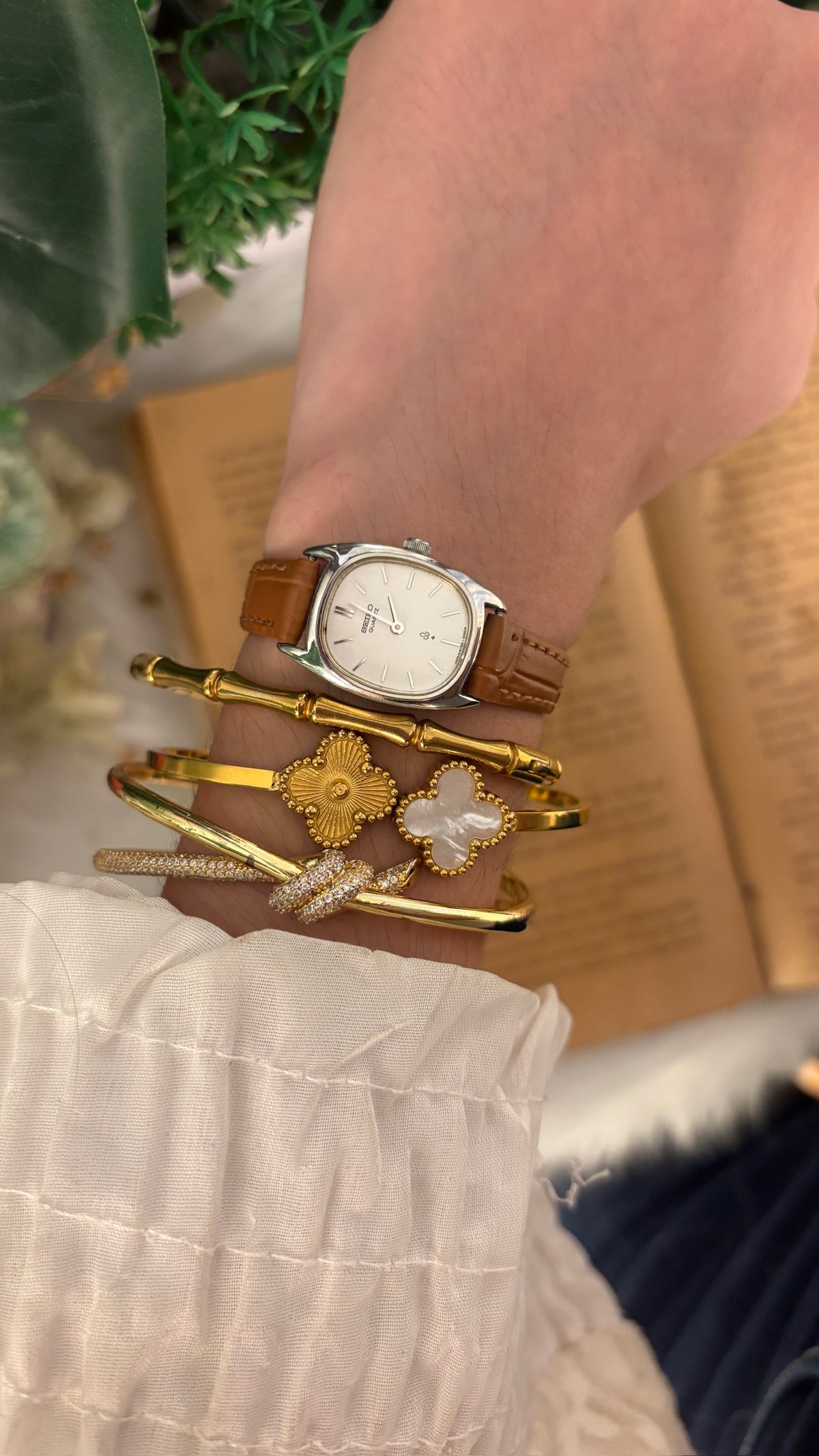 Rare Dainty Vintage Seiko Oval Dial Watch in Silver Tone Brown Leather Quartz