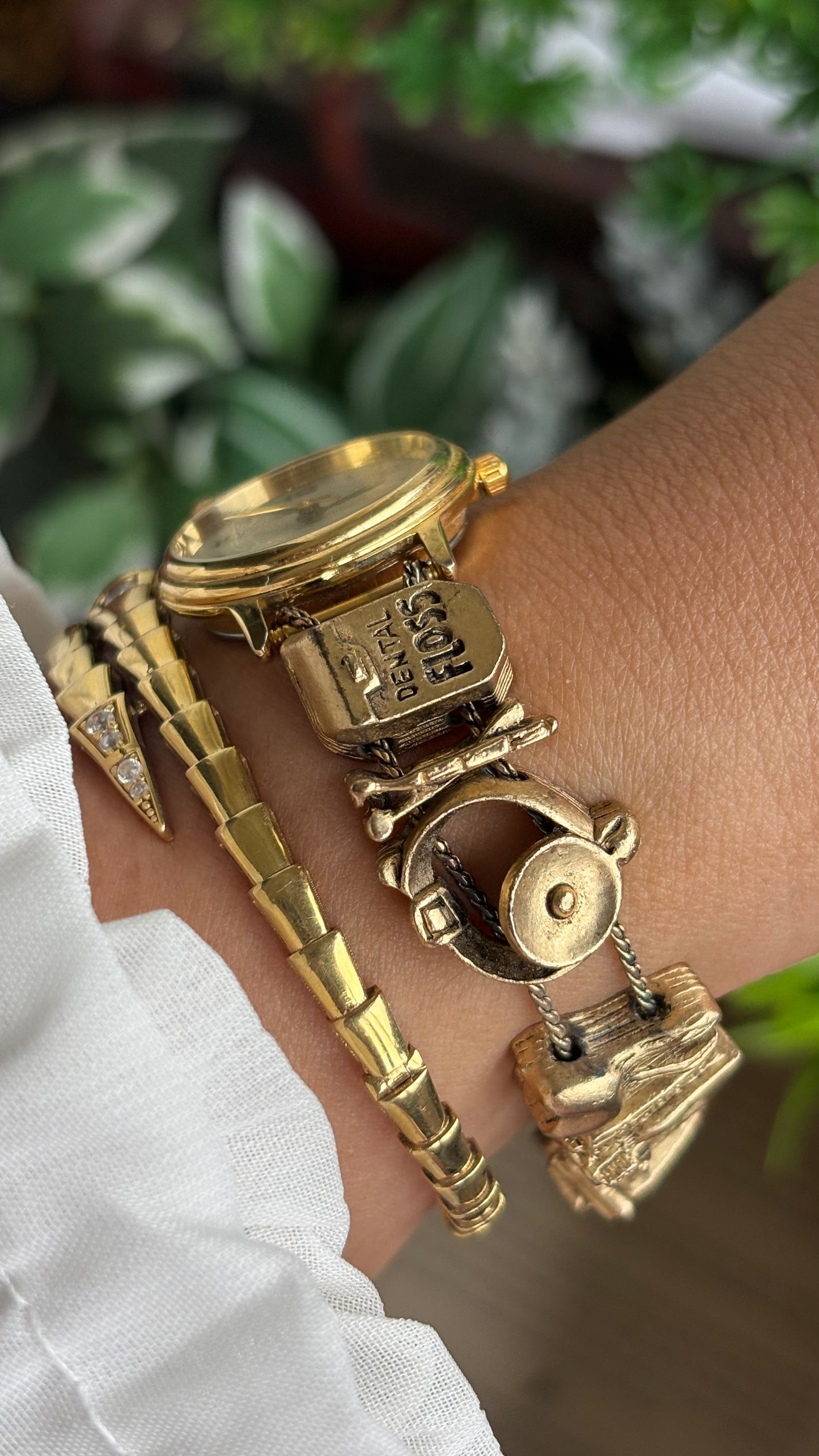 Vintage Collezio Doctor of Dentistry Charm Watch in Gold Tone