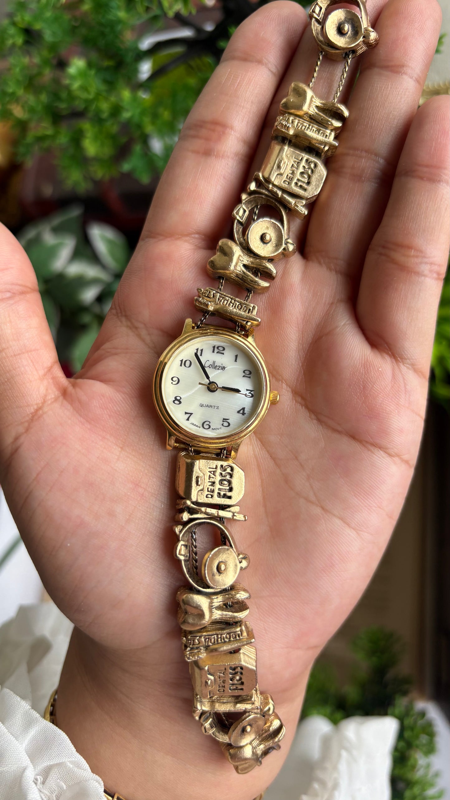 Vintage Collezio Doctor of Dentistry Charm Watch in Gold Tone