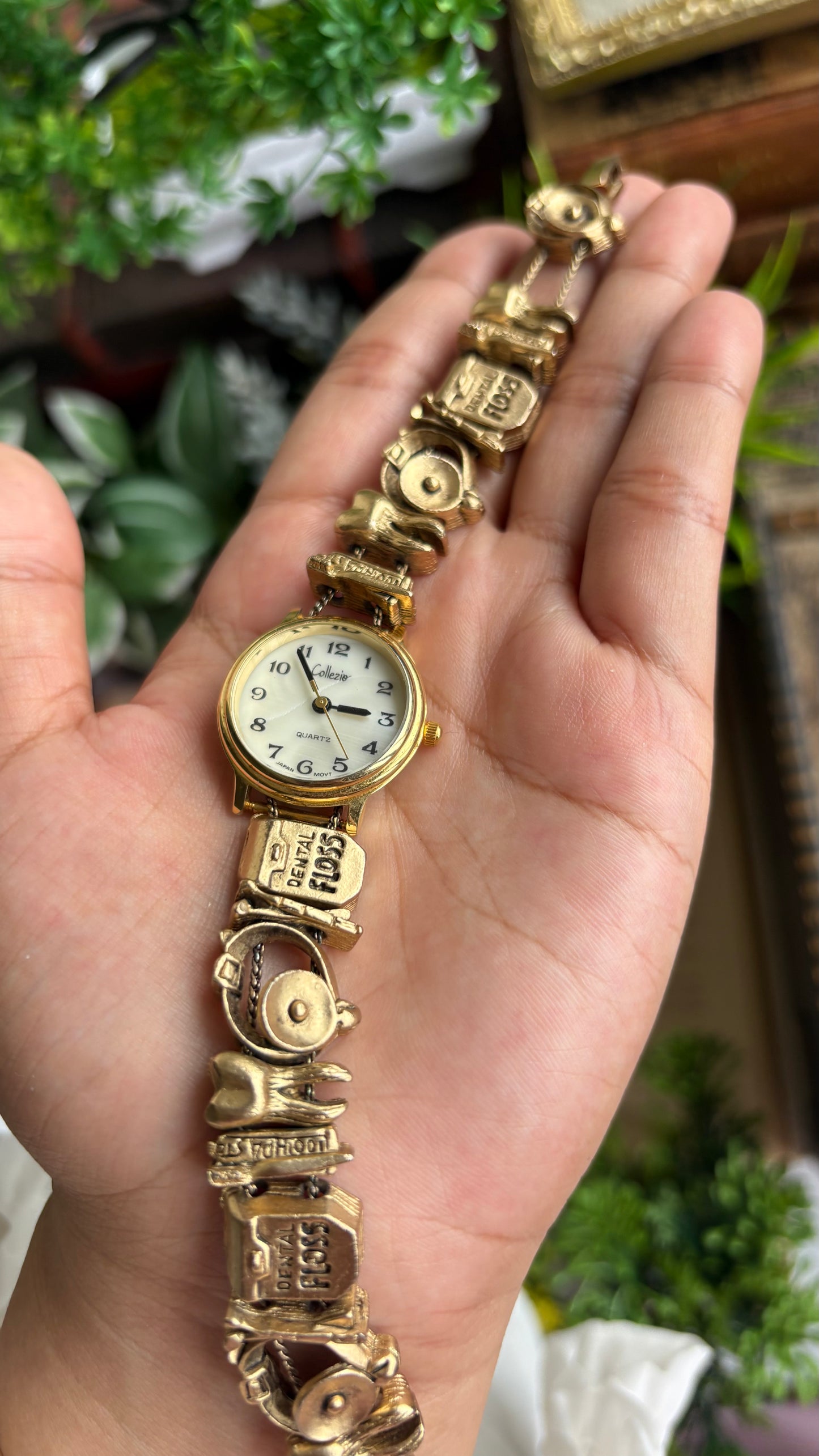 Vintage Collezio Doctor of Dentistry Charm Watch in Gold Tone