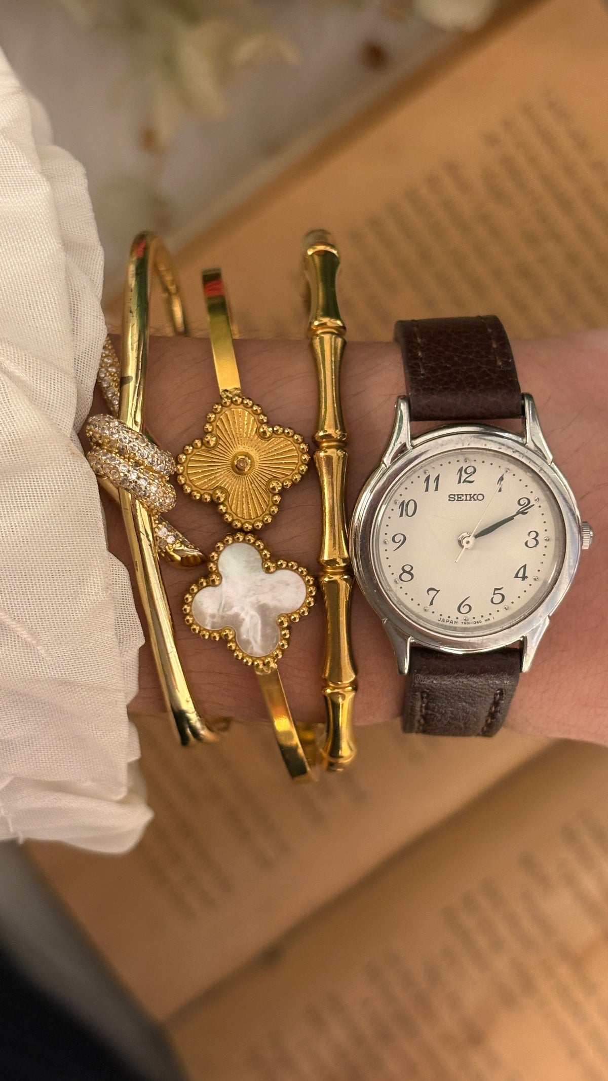 Vintage Seiko Classic Watch in Silver Tone Brown Leather Quartz
