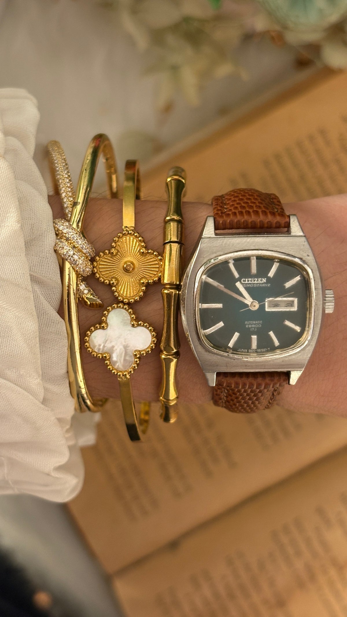 Rare Vintage Citizen Cosmostar V2 Television Style Dial Automatic Watch in Silver Tone Brown Leather