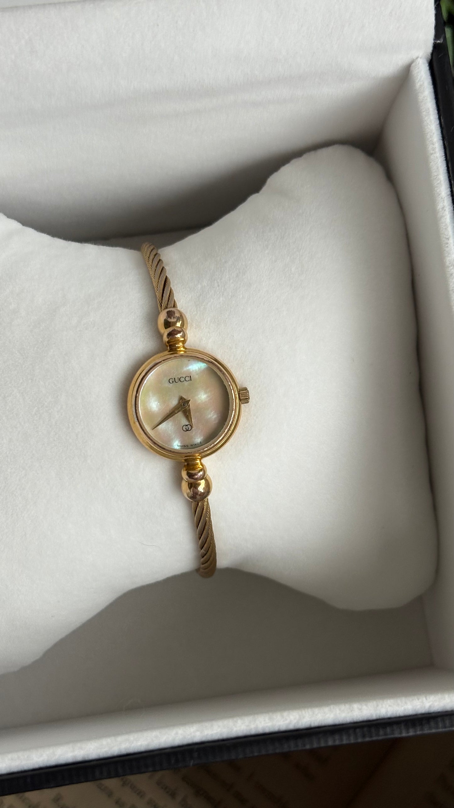 Extremely Rare Vintage 2700L Gucci Bangle Watch in Gold Tone Mother of Pearl Dial with Gucci Box
