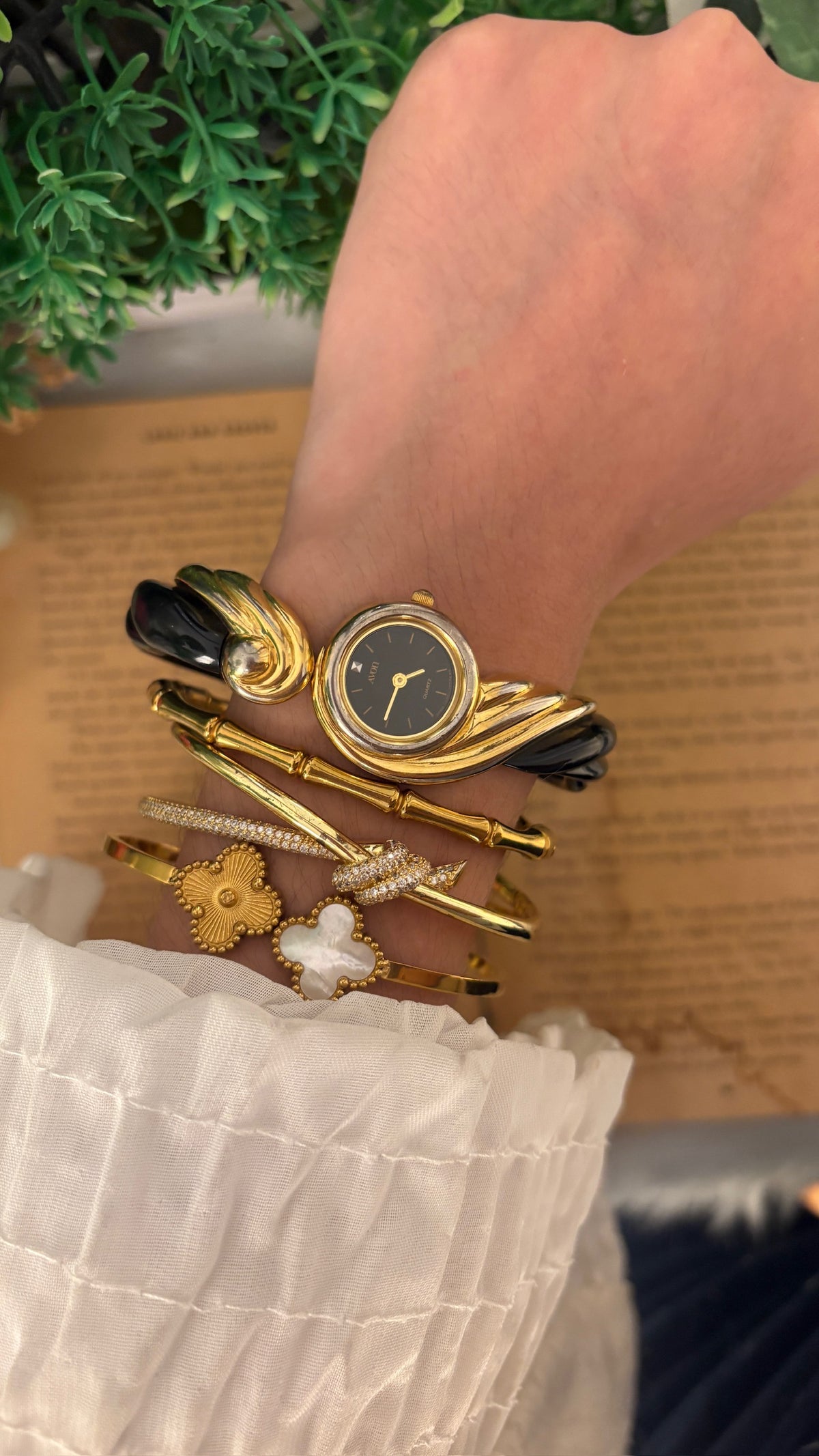 Rare Vintage Avon Angel Bangle Watch in Gold Tone Quartz