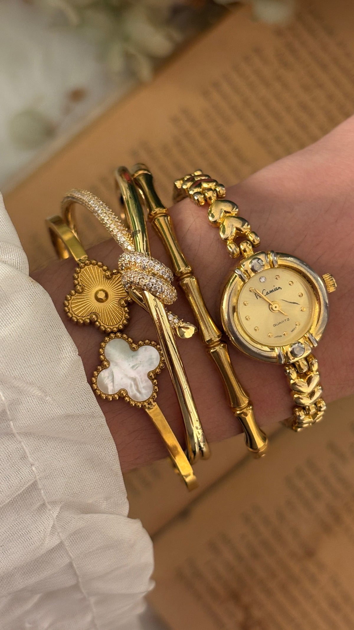 Rare Vintage Pi Camian Heart Link Bracelet Watch in Gold Tone Quartz