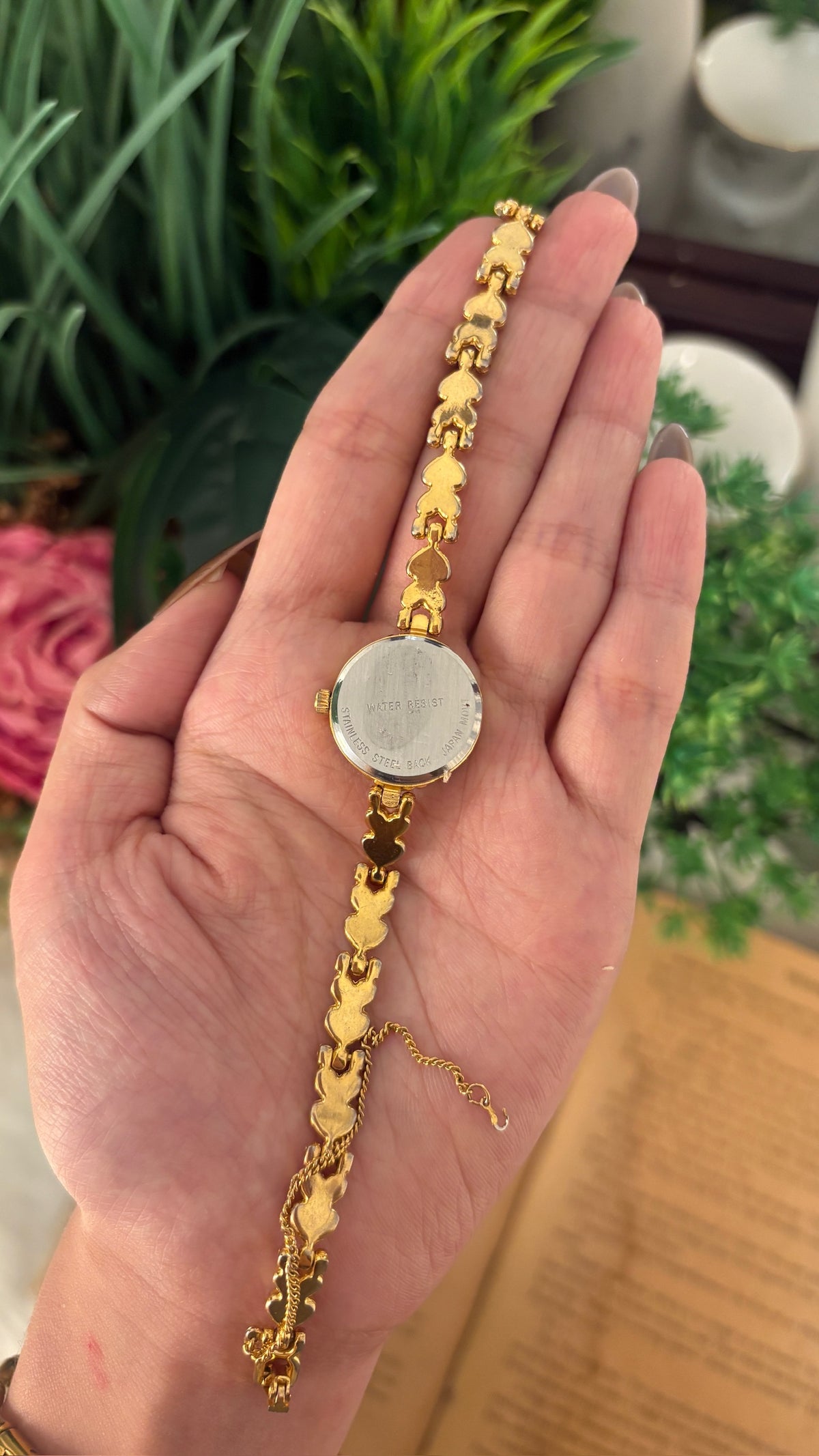 Rare Vintage Pi Camian Heart Link Bracelet Watch in Gold Tone Quartz