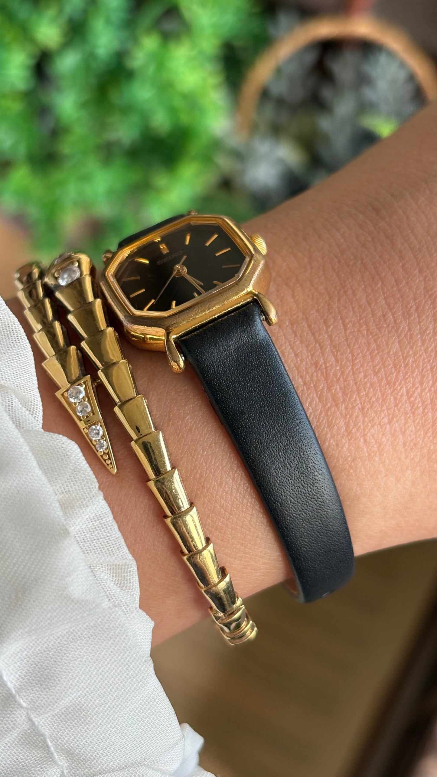 Vintage Seiko Watch in Black Leather Strap Black Dial
